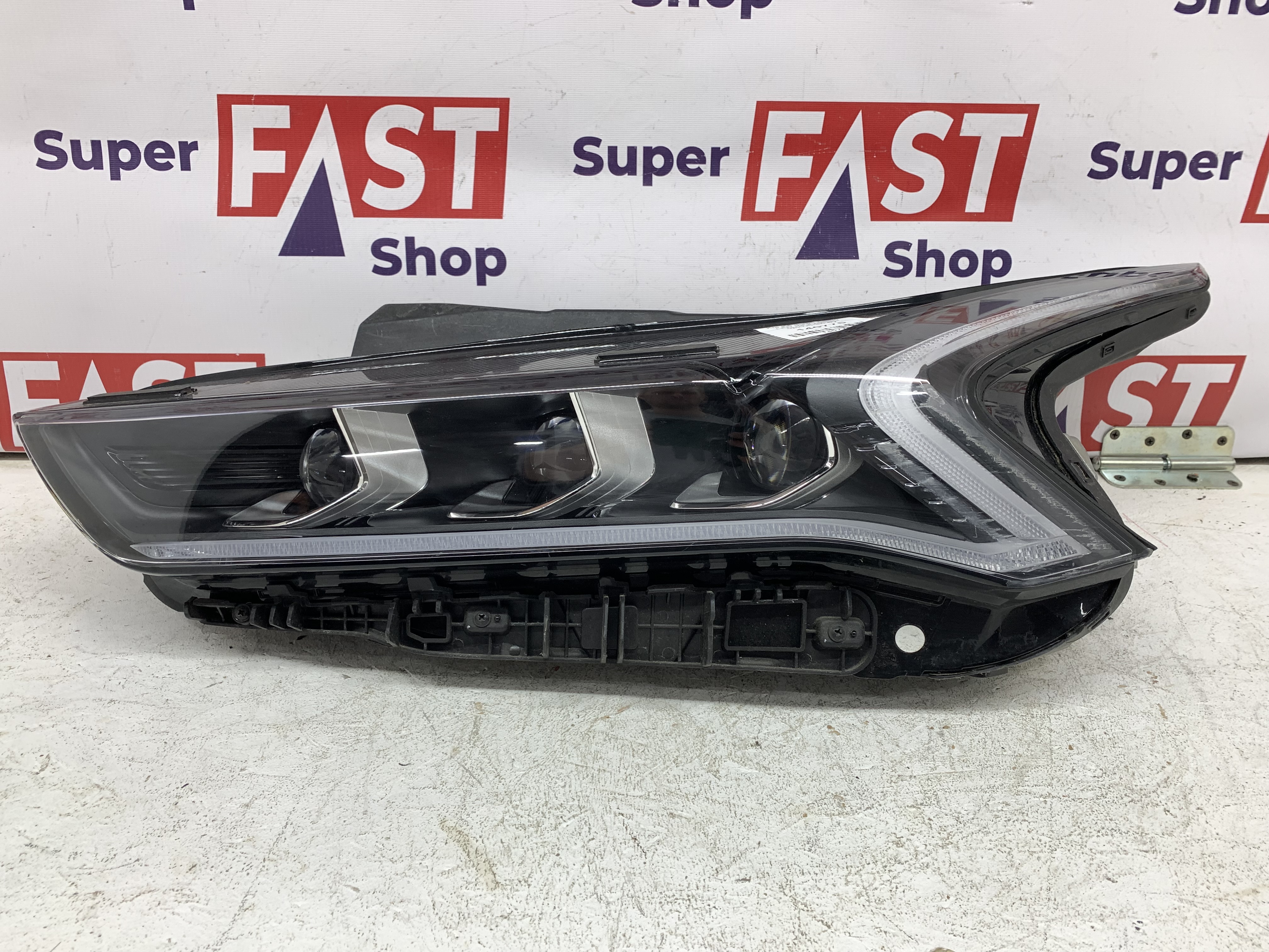 Kia K5 фара левая LED на 3 линзы оригинал бу