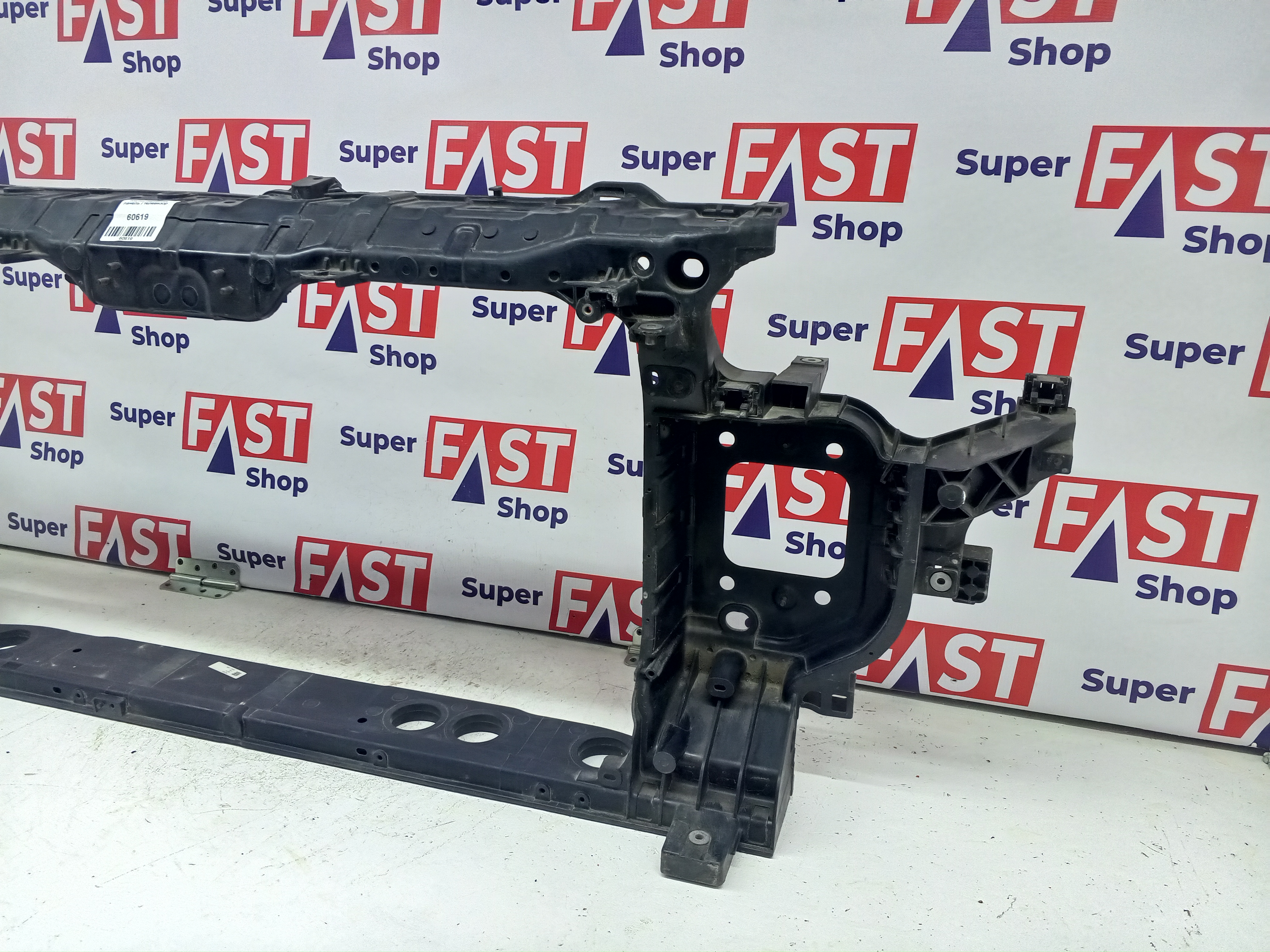 Kia K5 передняя панель / телевизор