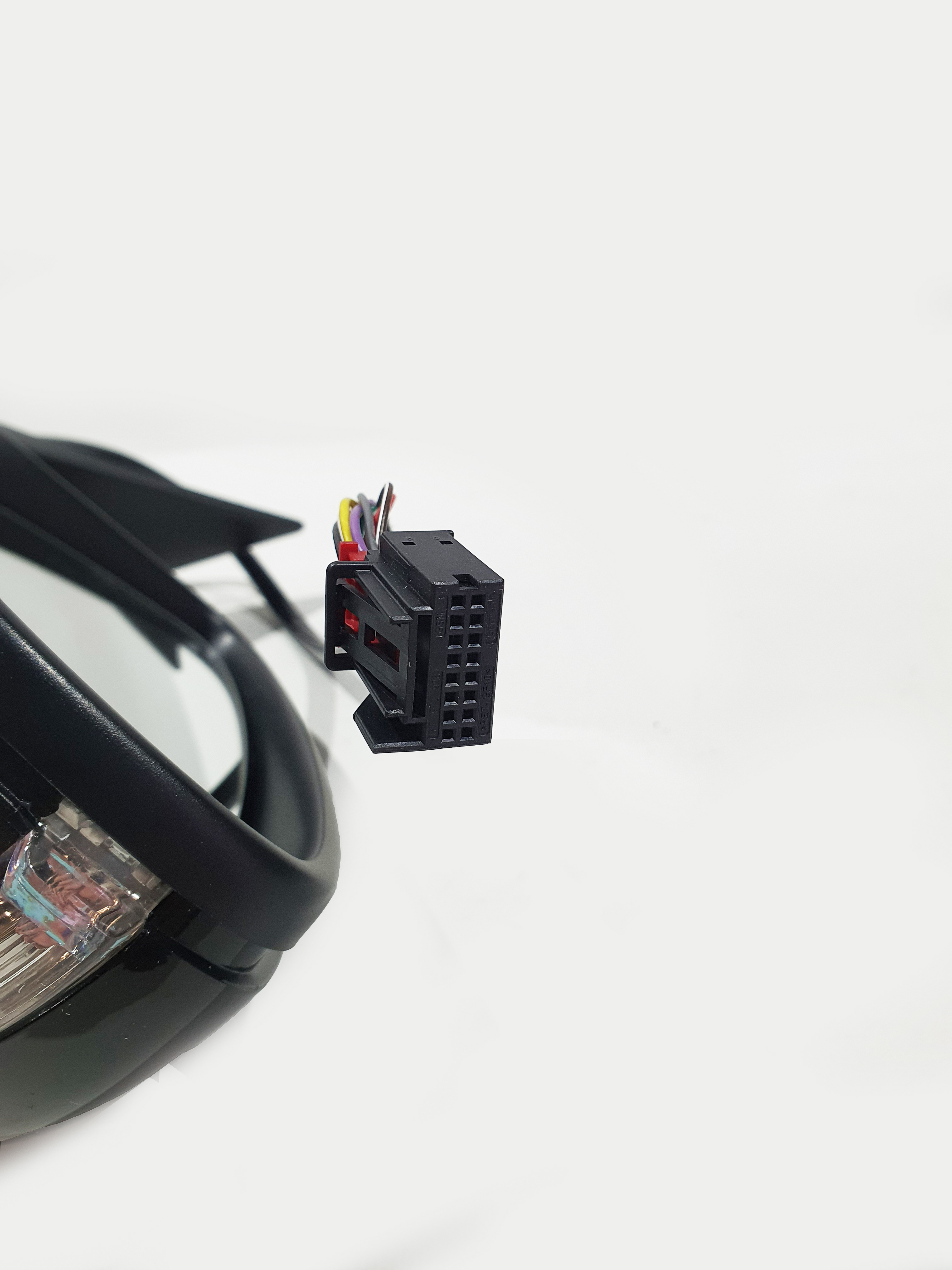 Volkswagen Passat CC рестайлинг зеркало правое 9 pin