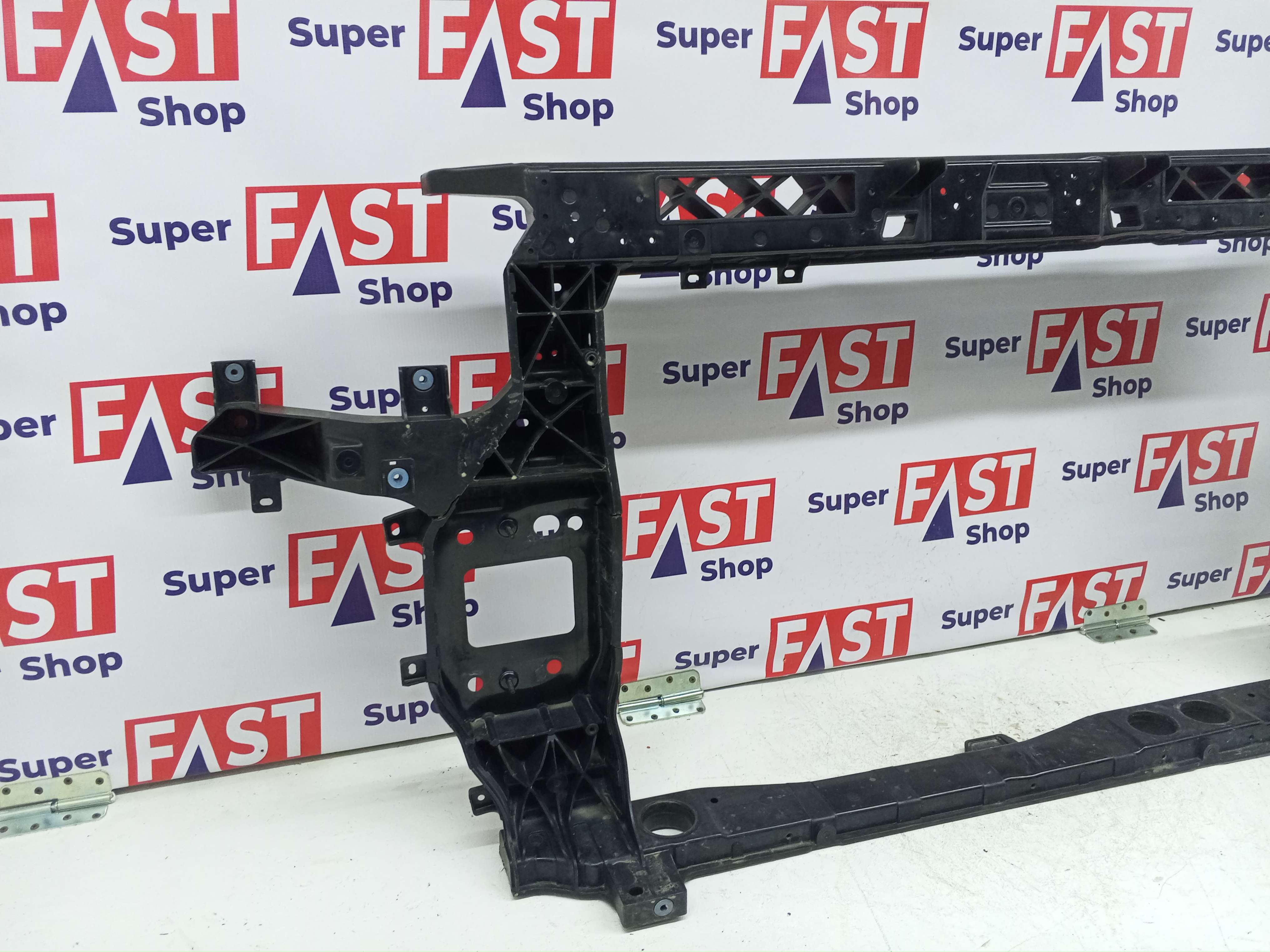 Kia Sorento 4 MQ передняя панель / телевизор