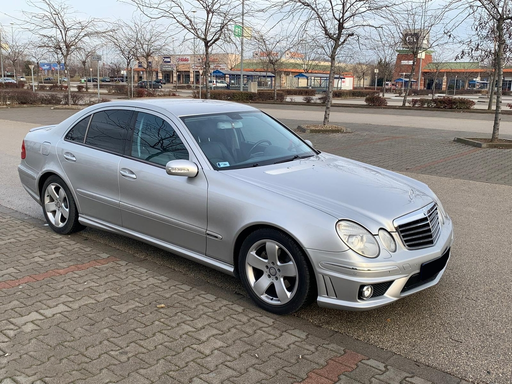 Mercedes W211 пороги комплект AMG 63