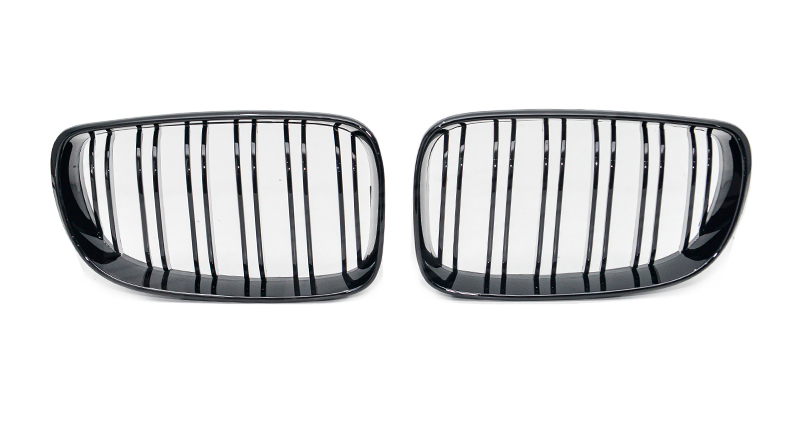 BMW E87 рестайлинг решетки радиатора двойные