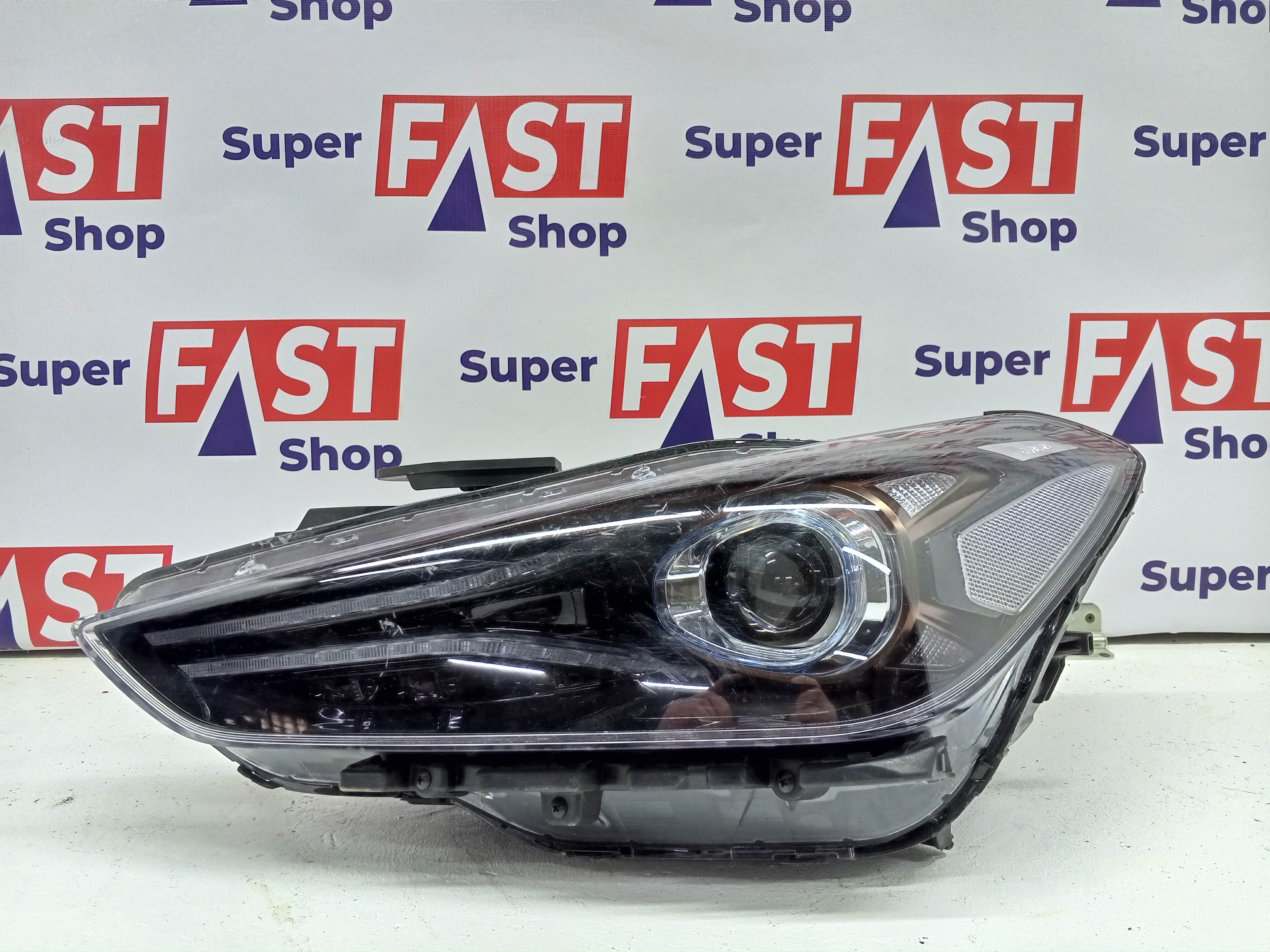 левая фара Genesis G70 2017-2021 Full Led