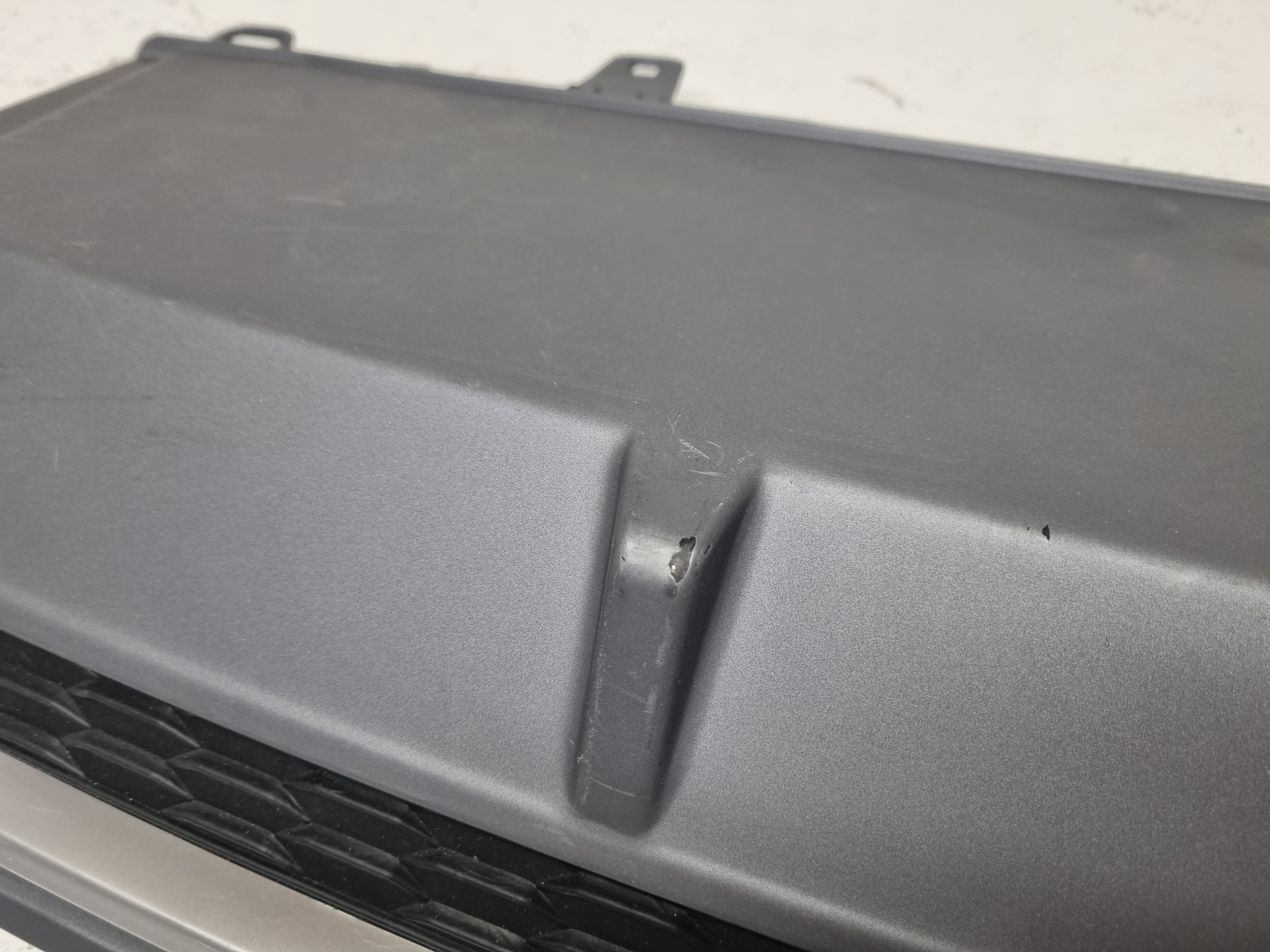 Дефект 7 Audi A7 4G рестайлинг диффузор S7 в обычный бампер