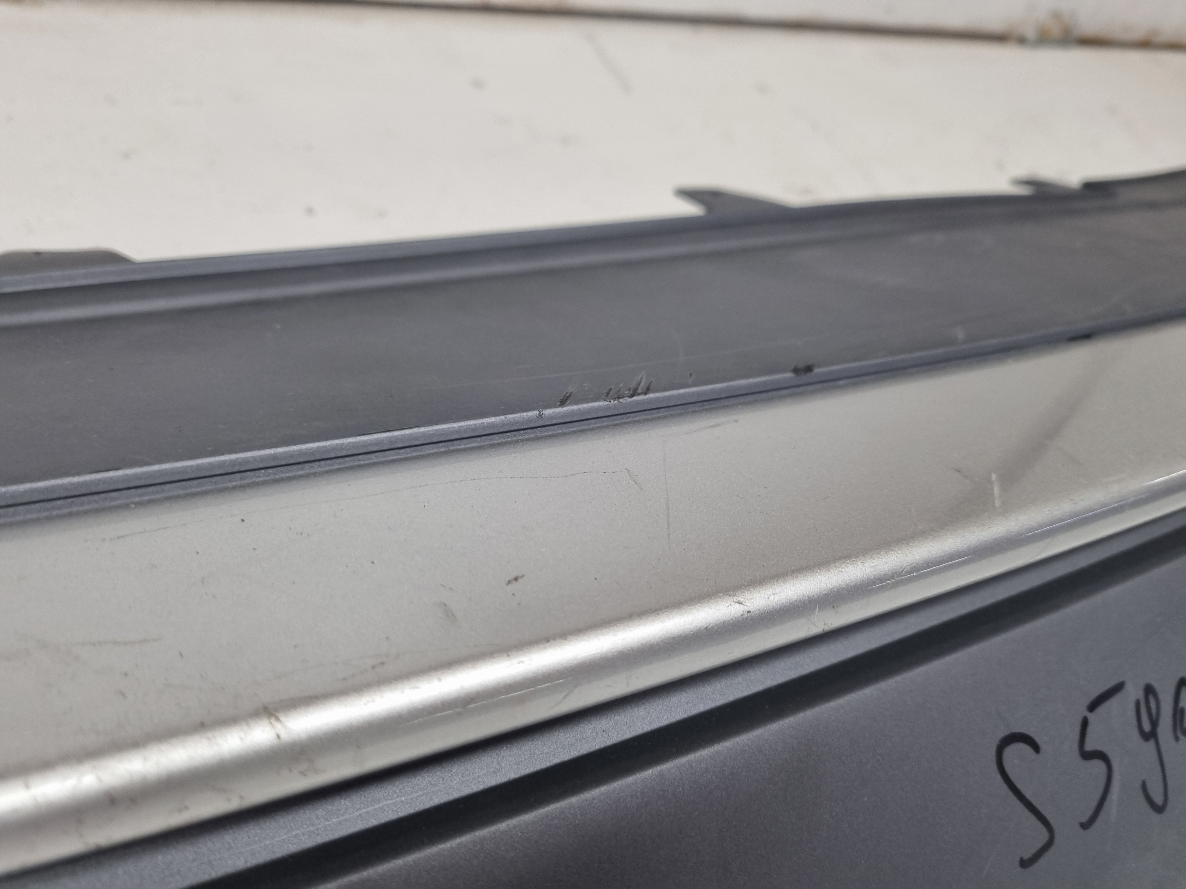 Дефект 14 Audi A5 8T дорестайлинг диффузор S5 в обычный бампер лифтбек