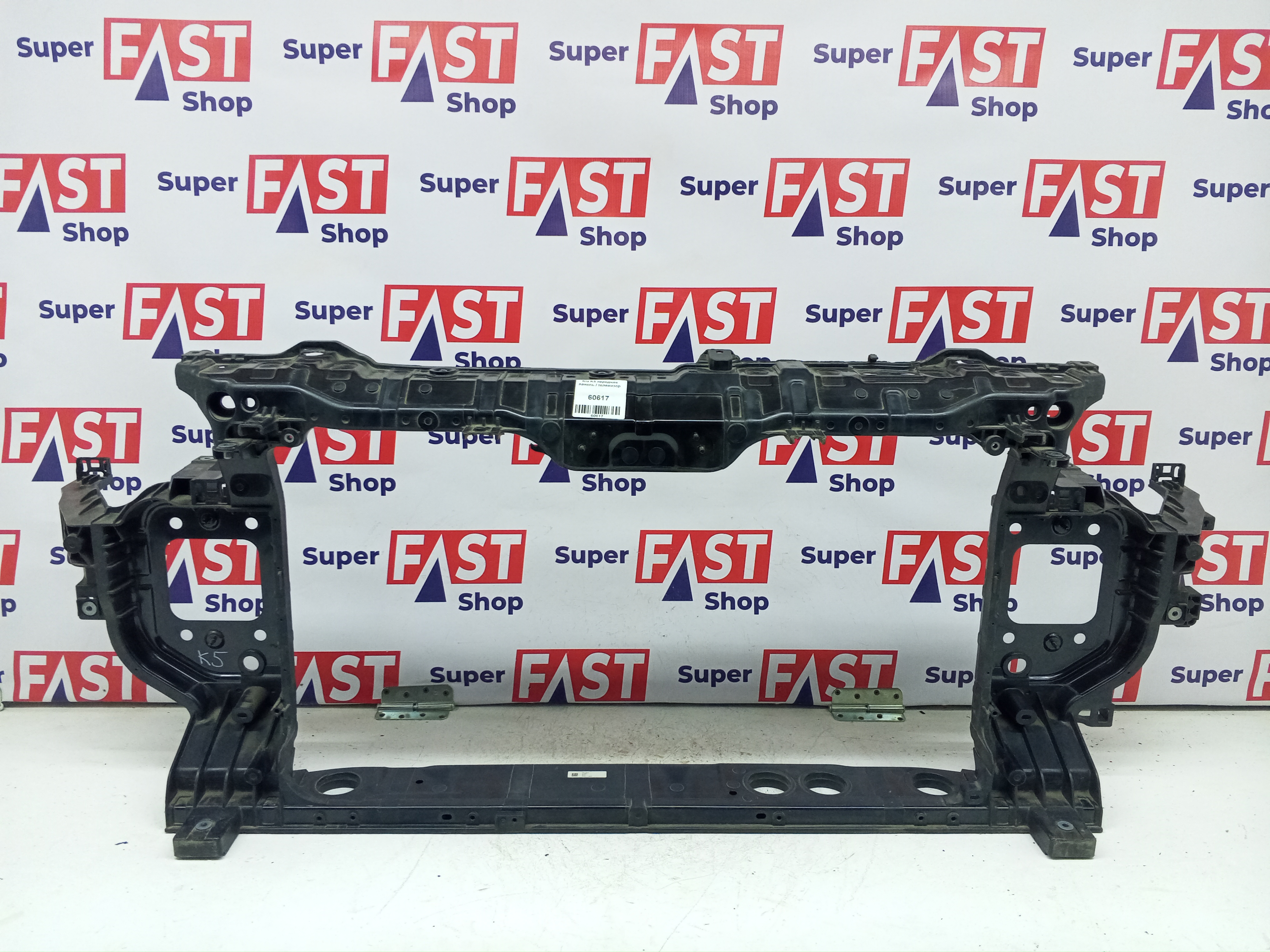 Kia K5 передняя панель / телевизор