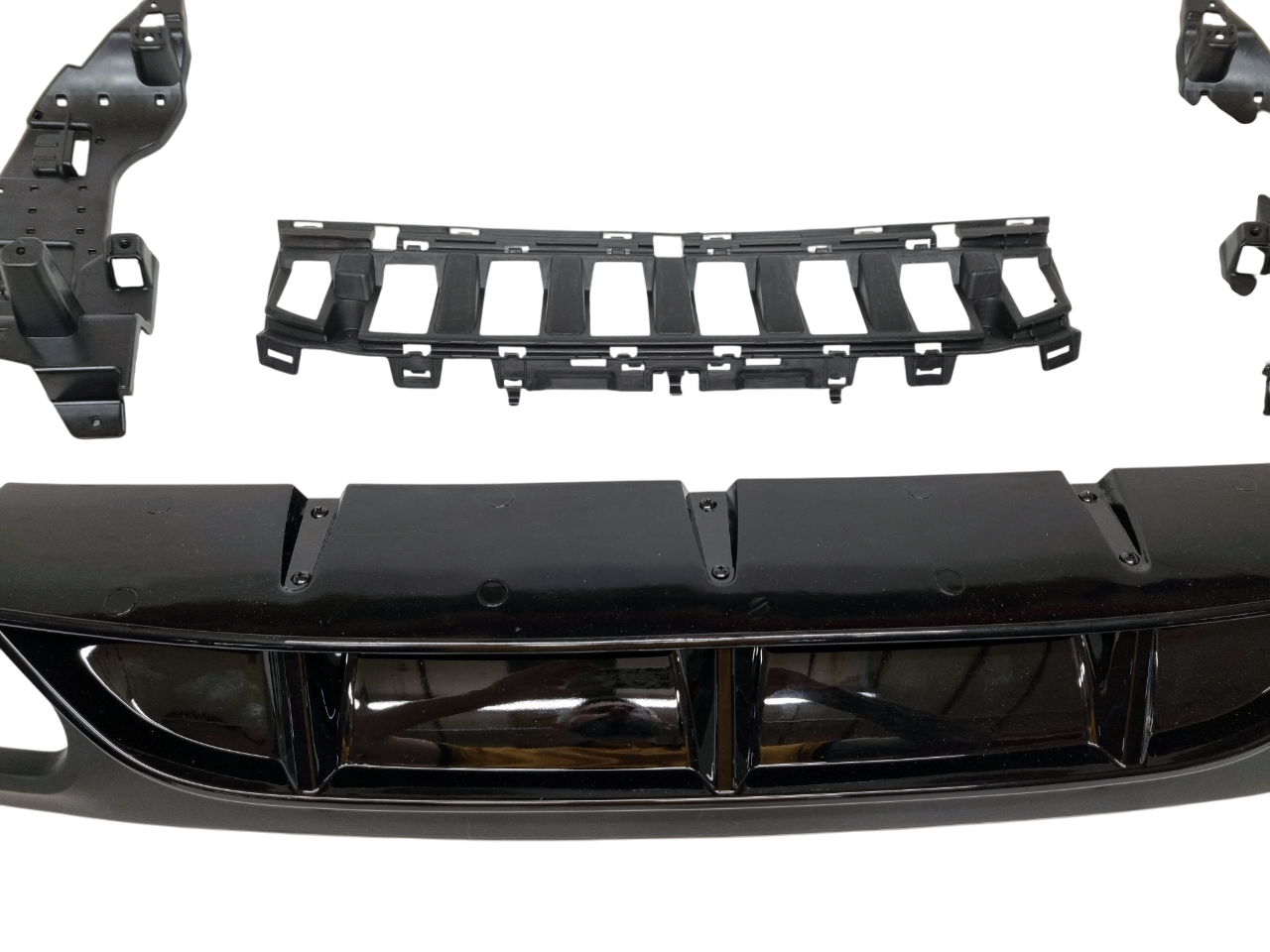 Mercedes C205 купе дорестайлинг диффузор AMG 63