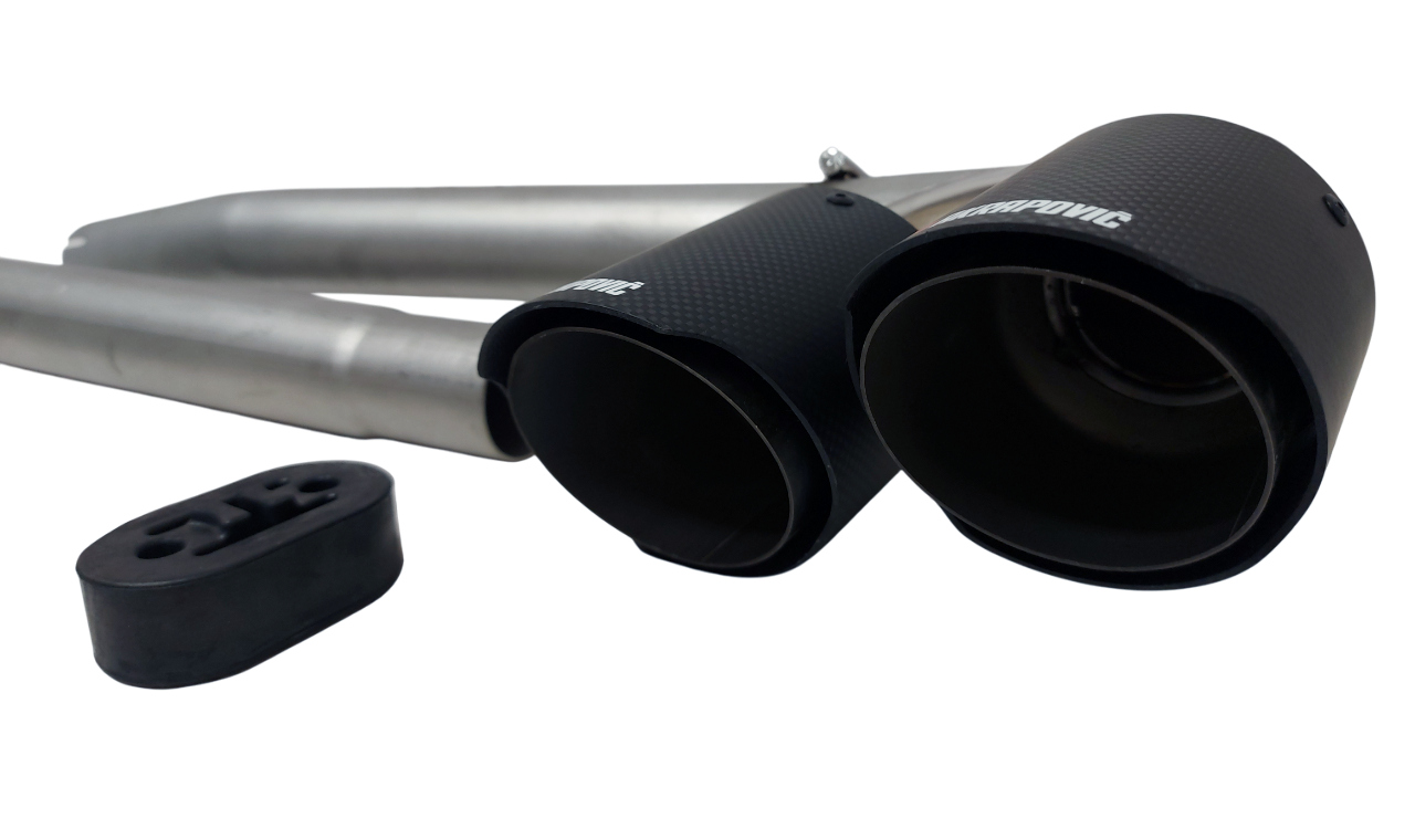 BMW F10 развоение выхлопа насадки Акрапович стиль