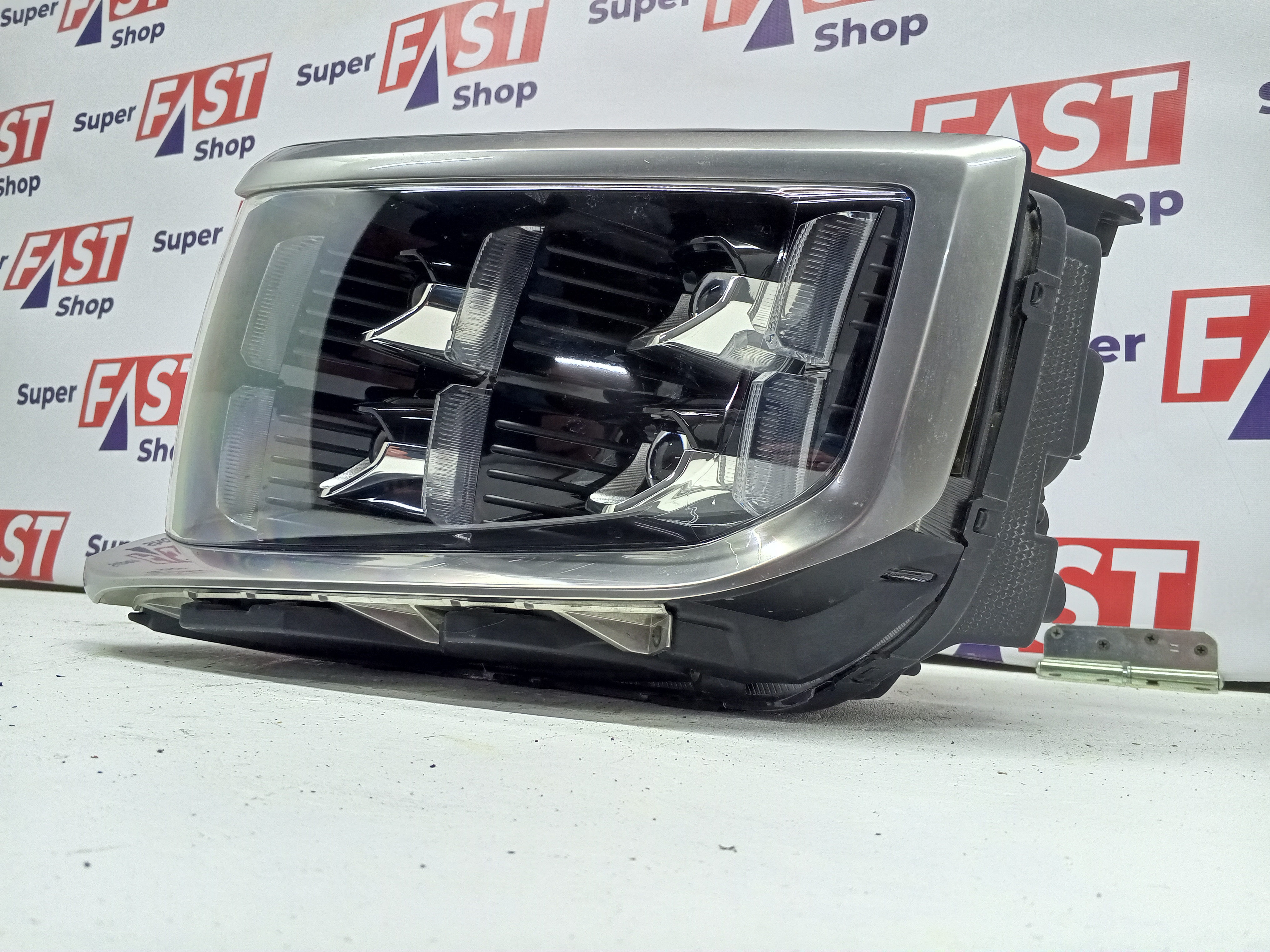 левая фара Kia Mohave 2019-2024 LED