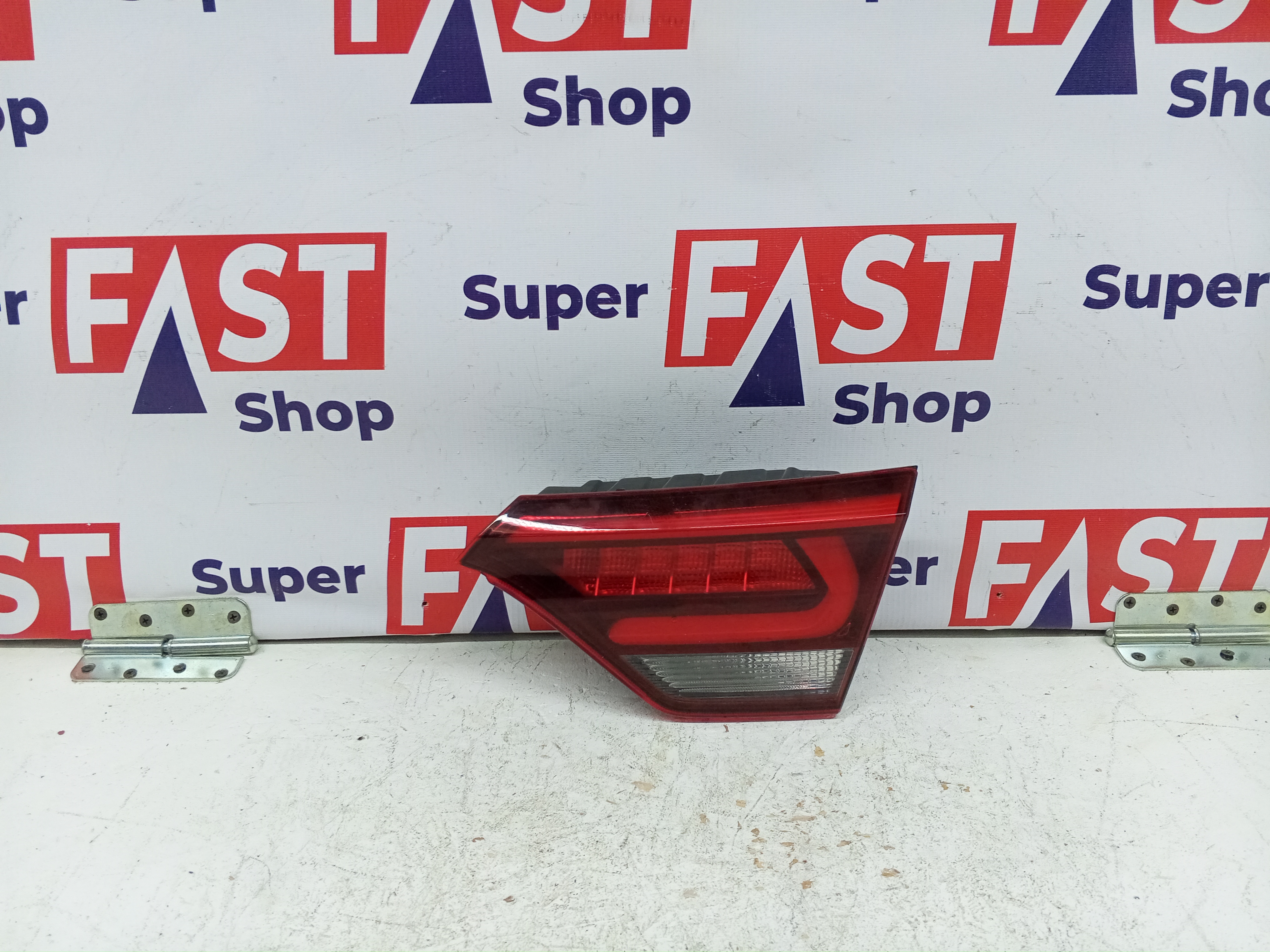 правый задний фонарь Kia Rio 4 LED в крышку