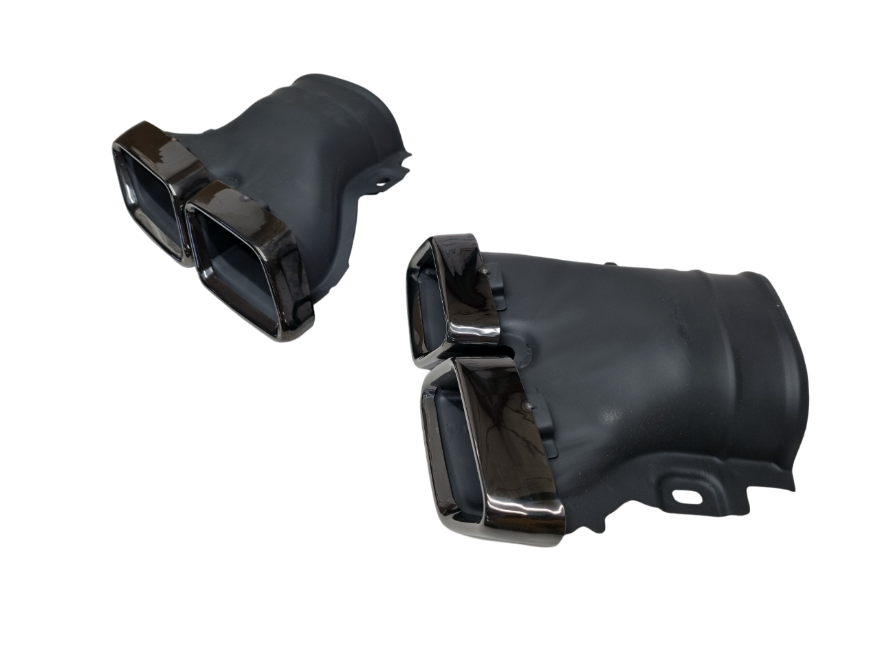 Mercedes W205 W213 дорестайлинг насадки AMG 63 черные