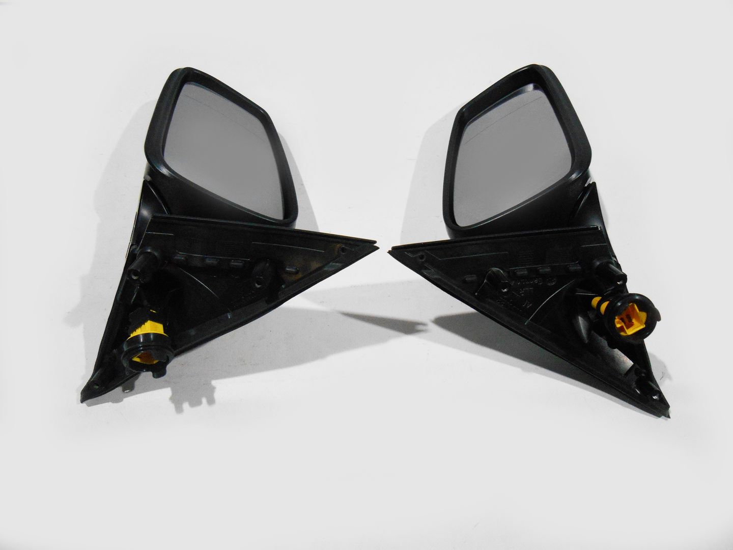 BMW F10 2009-2013 года зеркало правое 3 Pin