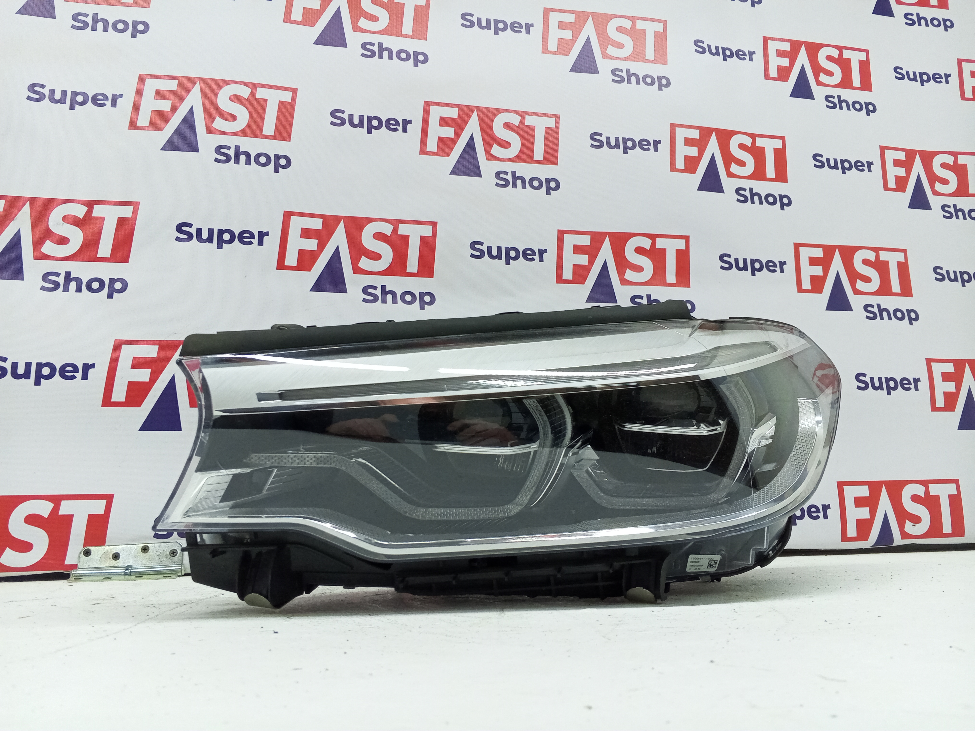 левая фара BMW 5 G30 Adaptive LED дорест