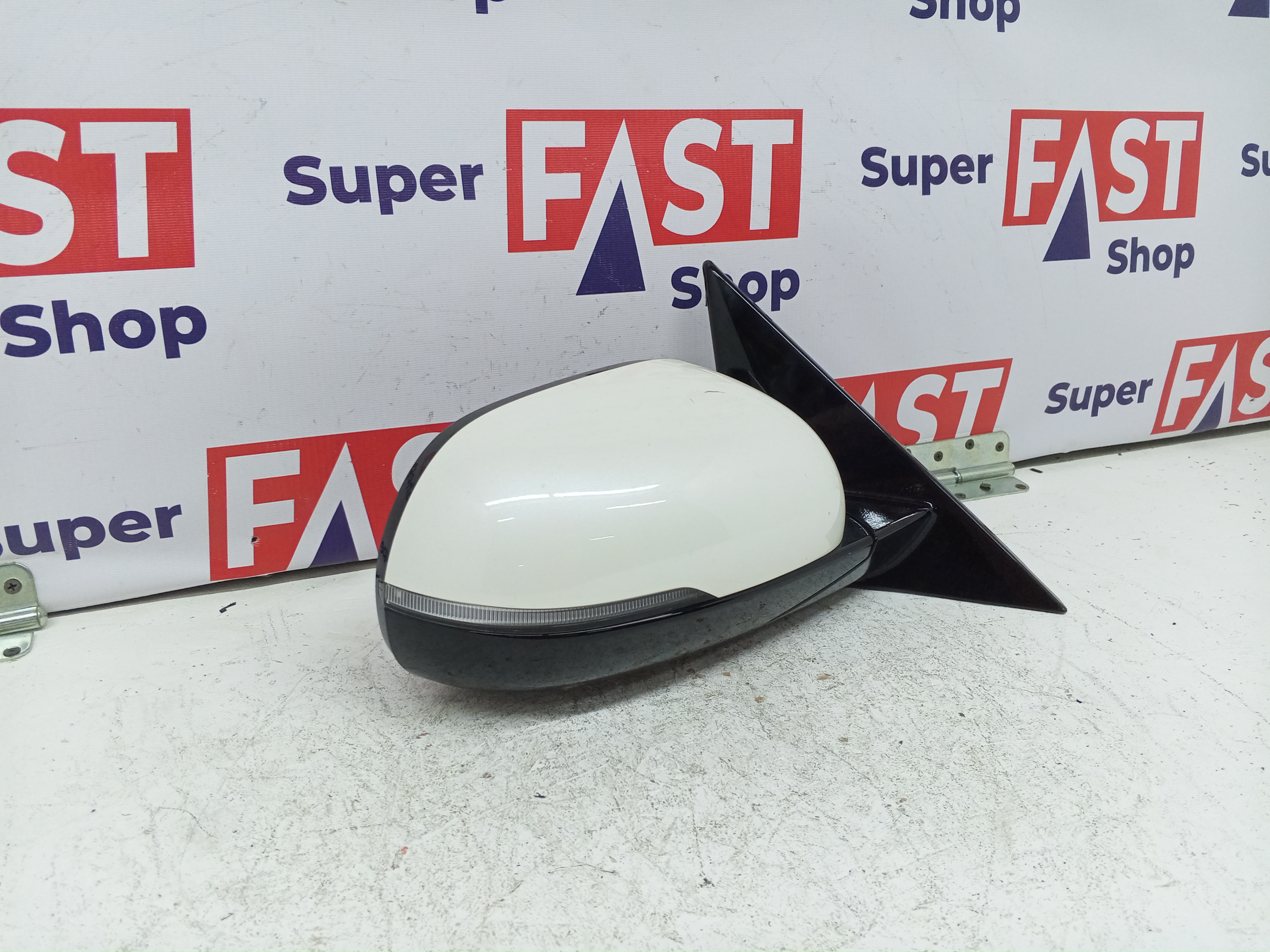 зеркало правое Kia Soul 3 дорест 8пин