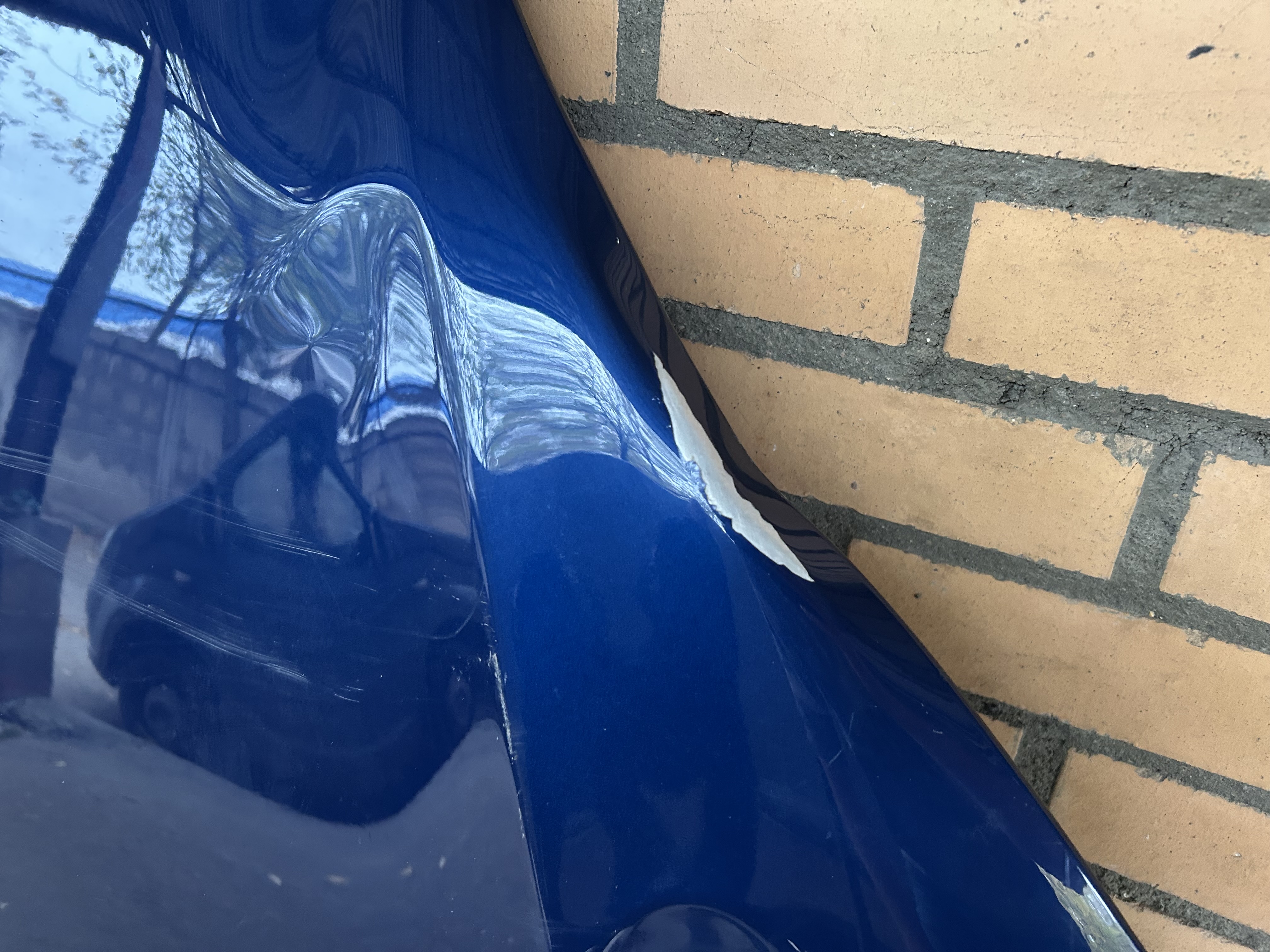 Капот Tesla Model X