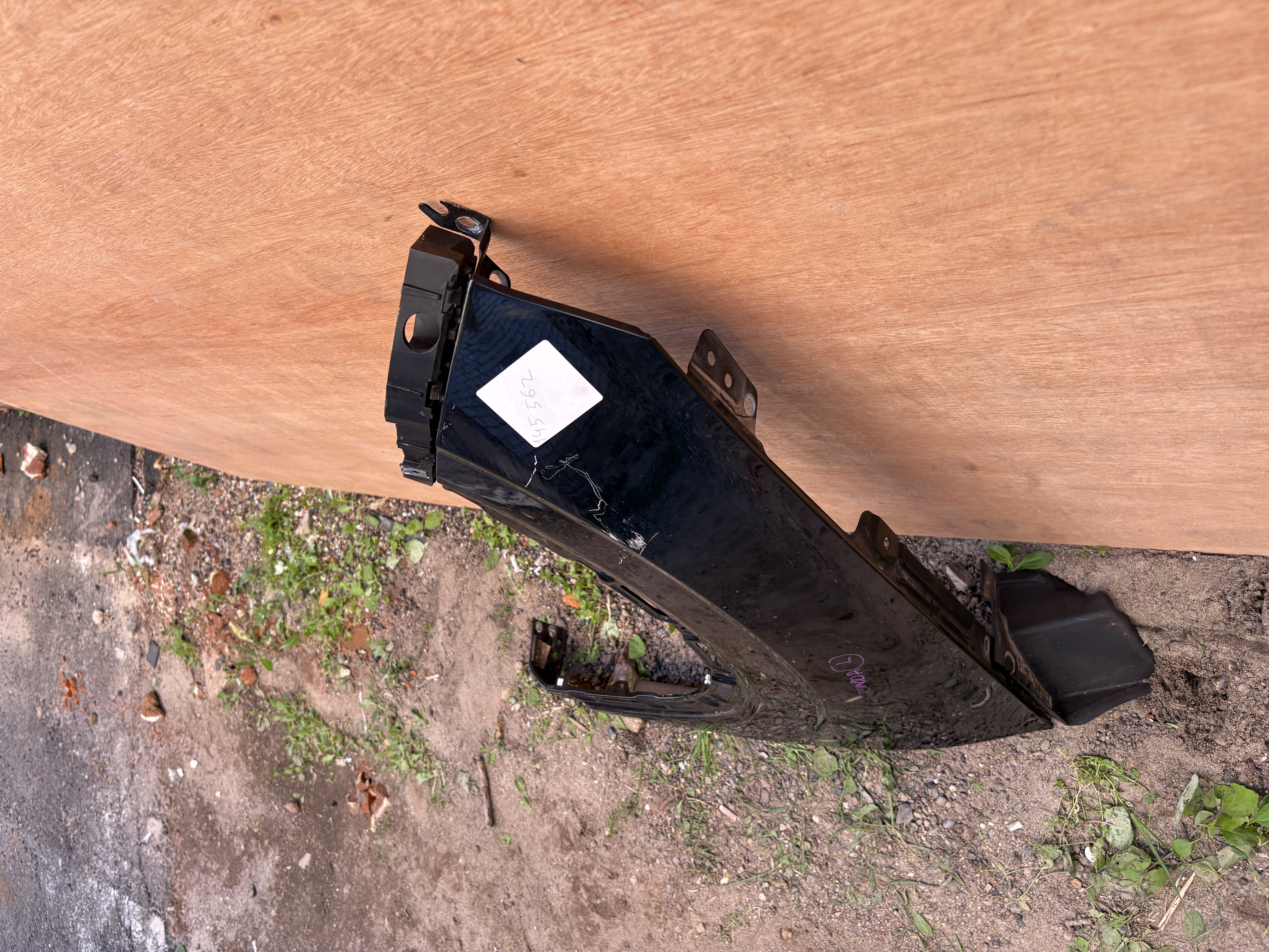 крыло левое переднее OMODA C5