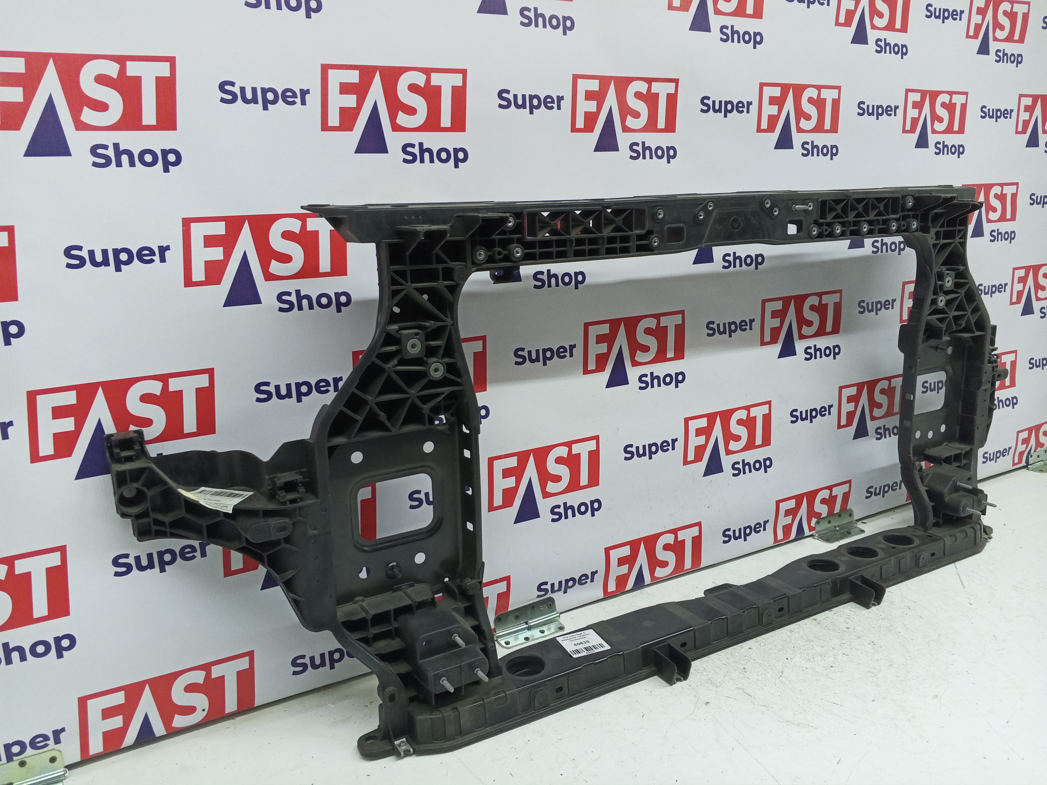 Kia Sportage 5 передняя панель / телевизор