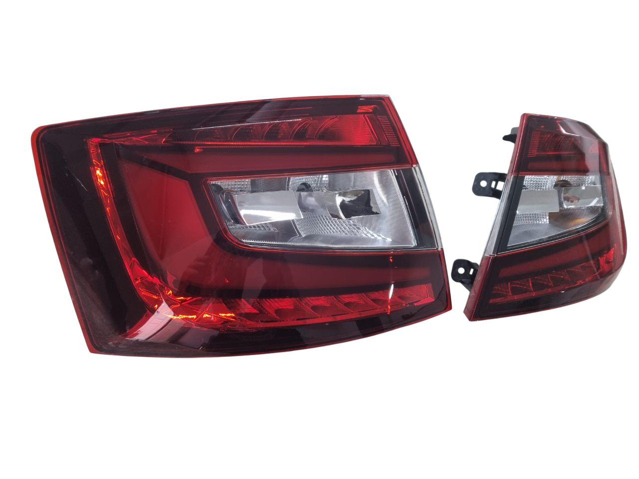 Skoda Octavia A7 дорест и рест 2013-2022 фонари LED динамические тюнинг