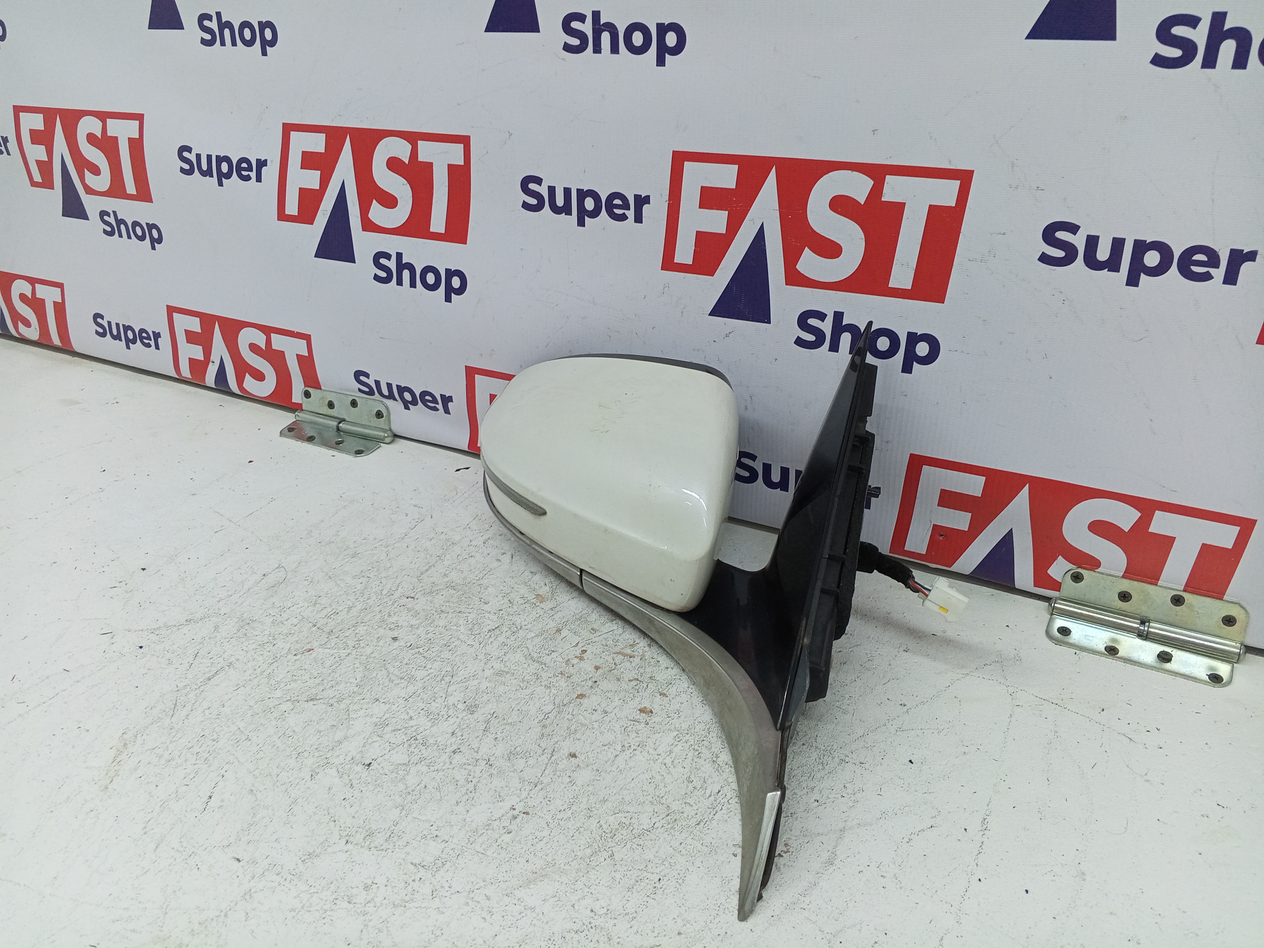 Kia K900 зеркало правое 7 пин