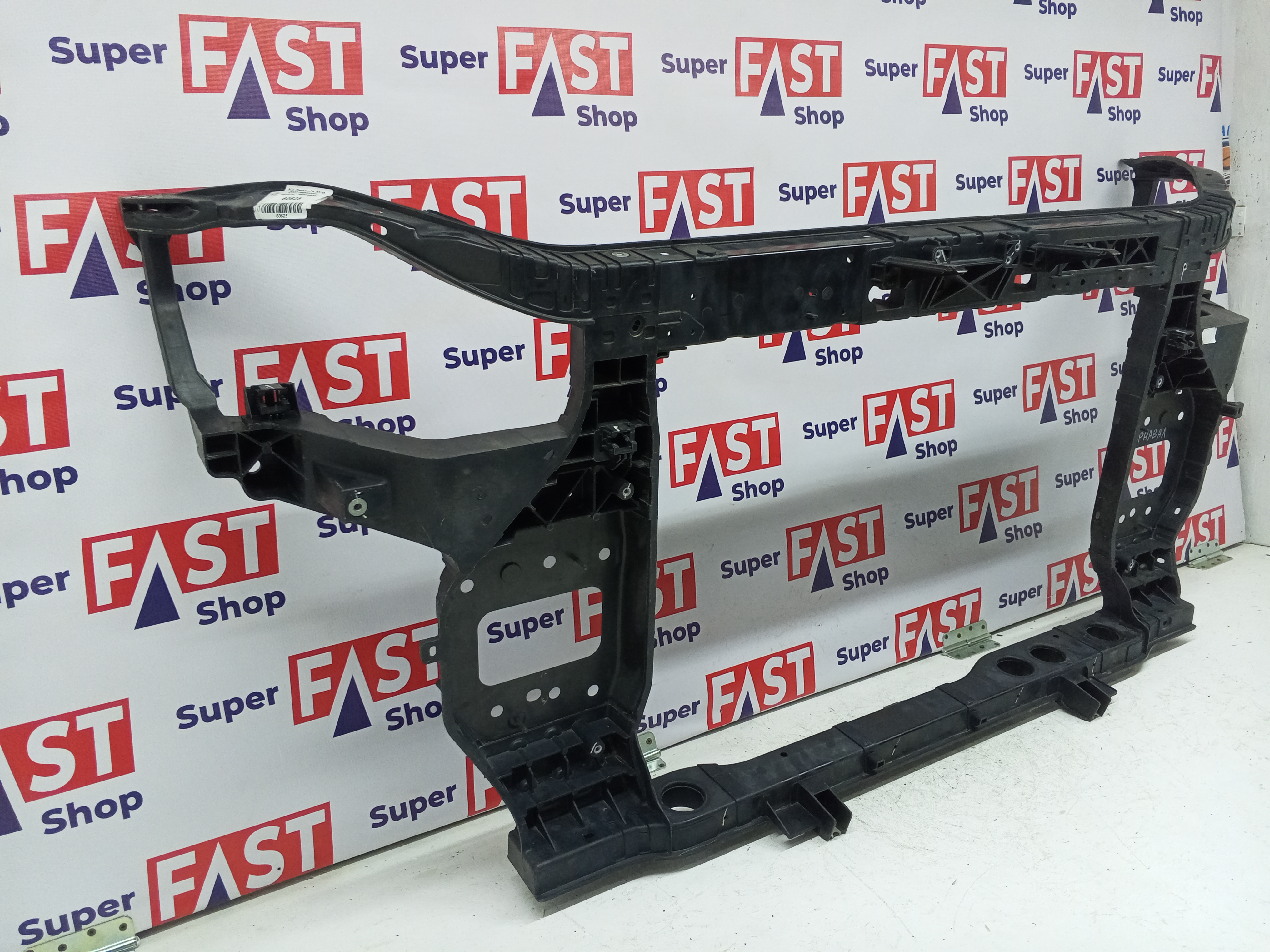 Kia Carnival 4 2020-2023 передняя панель / телевизор