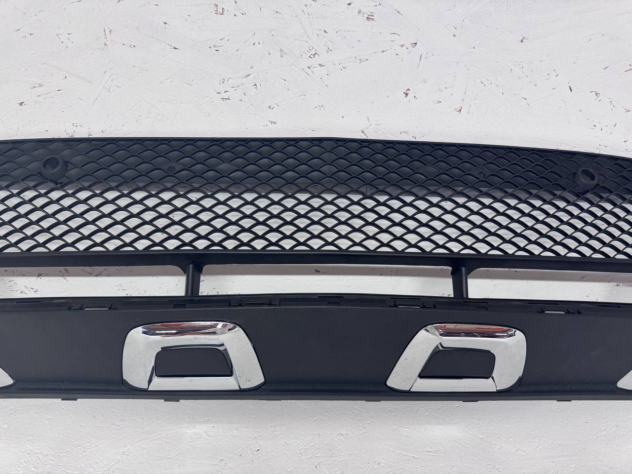 Решетка бампера Mercedes Glc x253 передняя