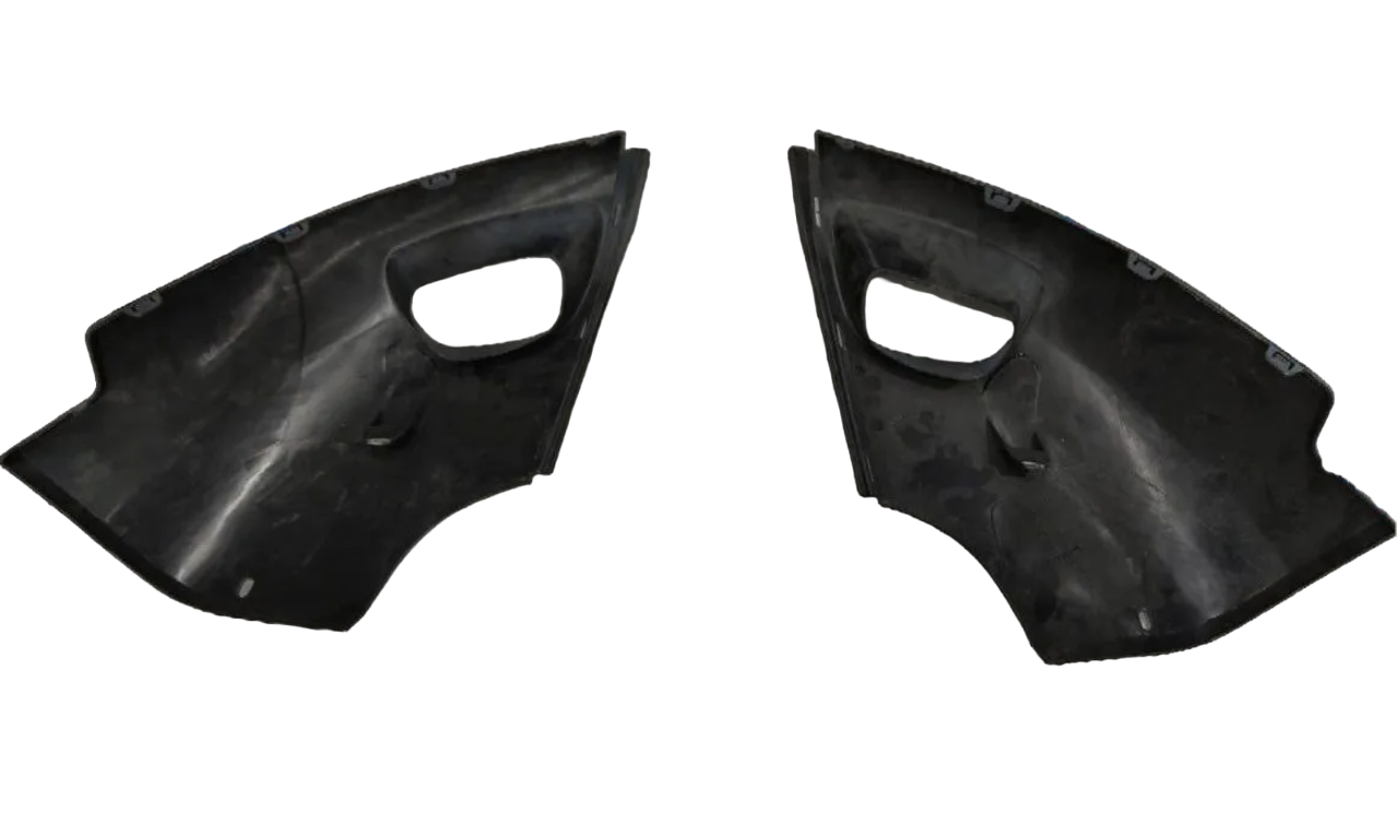 Volvo XC90 2006-2014 левая накладка щека лопух