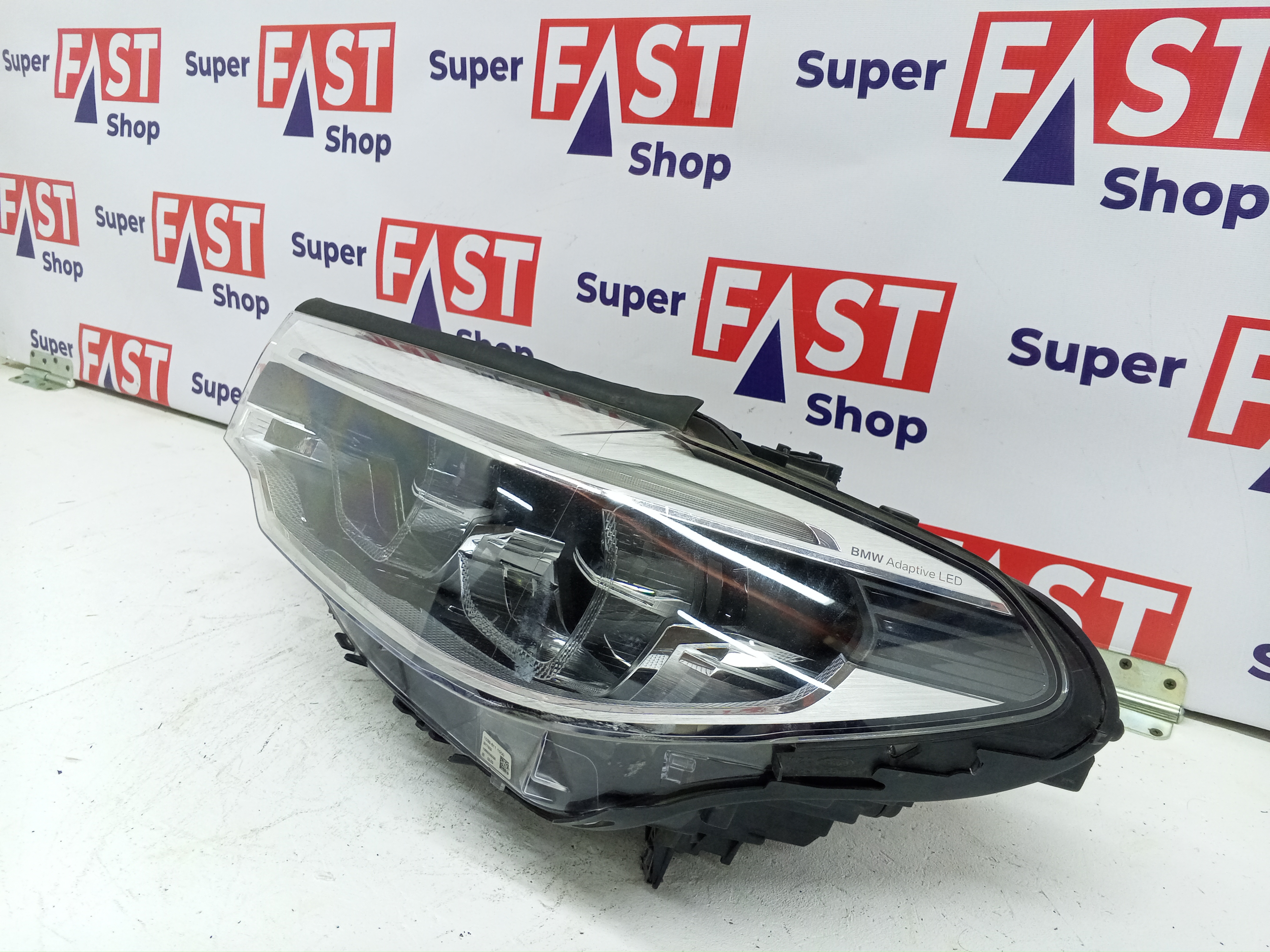 левая фара BMW 5 G30 Adaptive LED