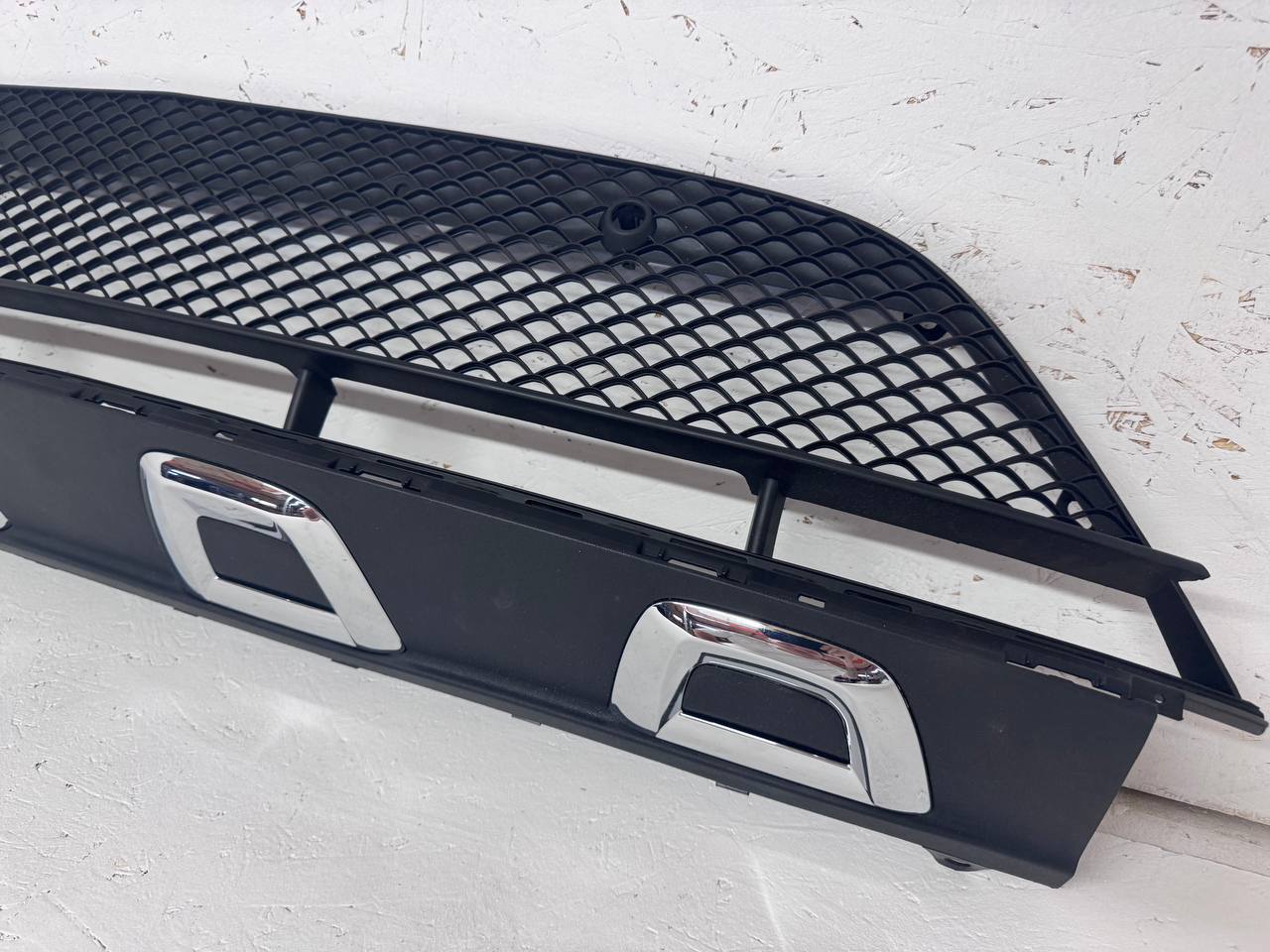 Решетка бампера Mercedes Glc x253 передняя