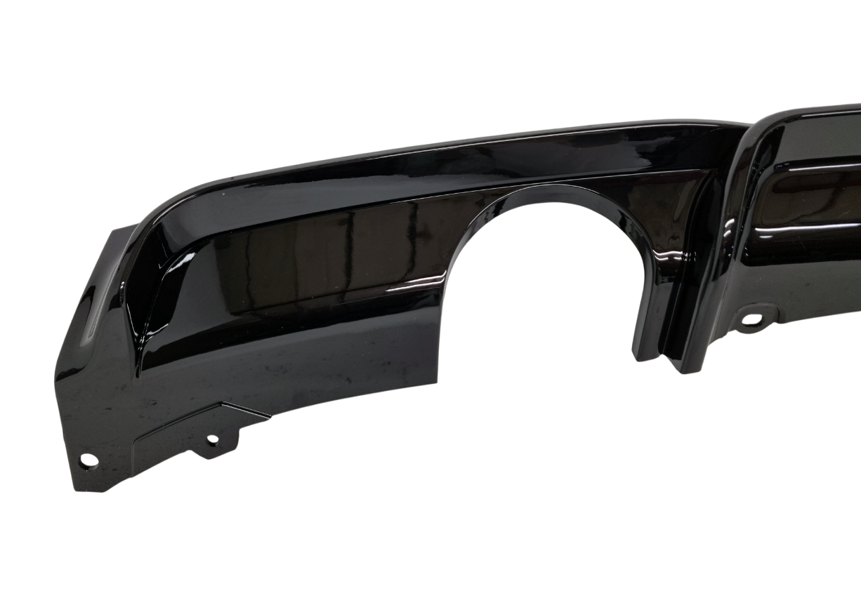 BMW F30 диффузор черный глянец 1+1