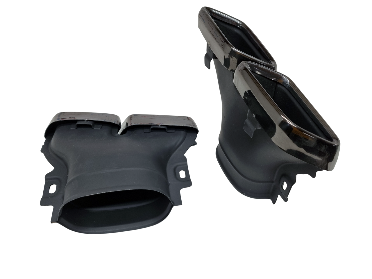 Mercedes W205 W213 дорестайлинг насадки AMG 63 черные