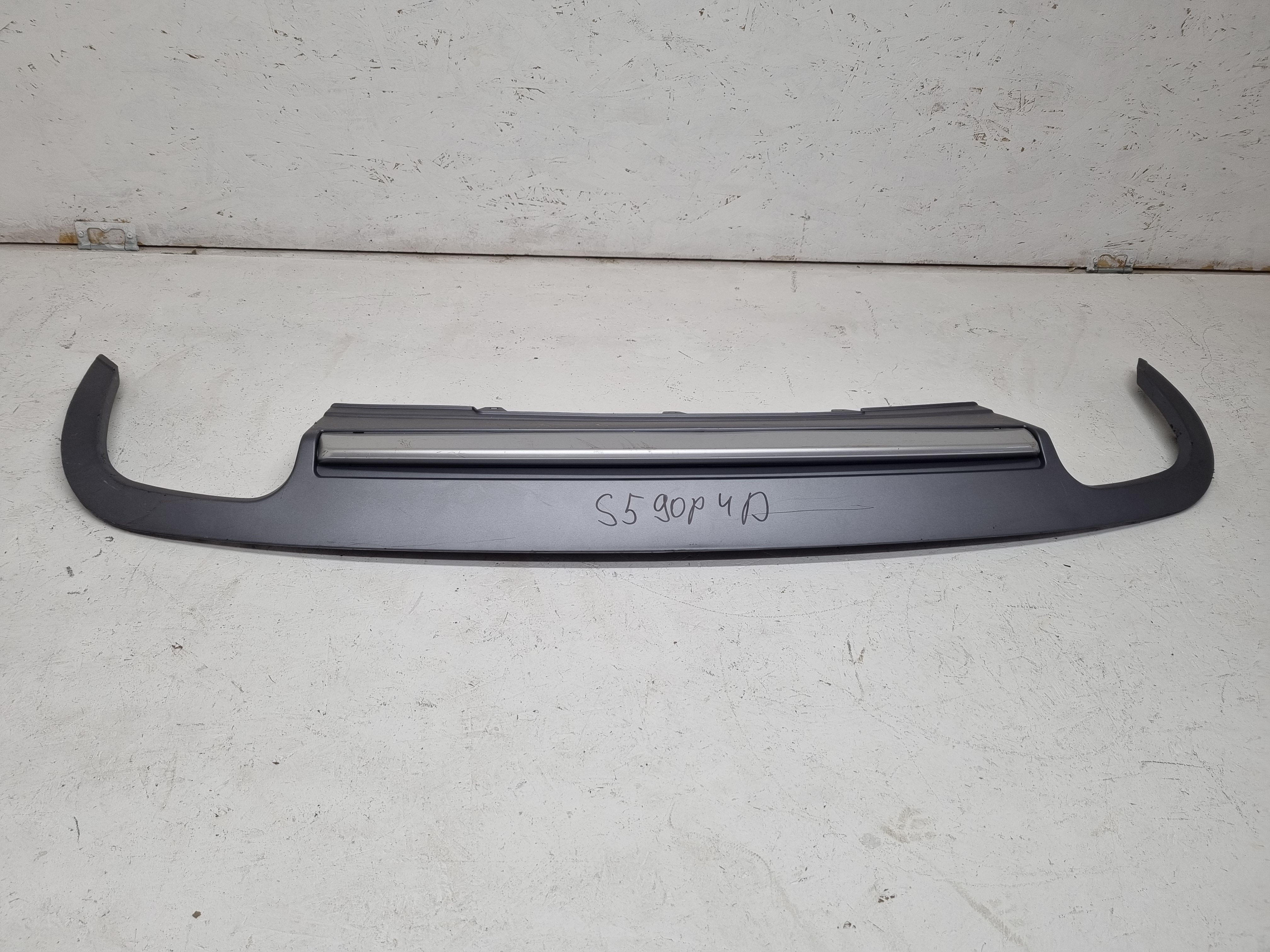 Дефект Audi A5 8T дорестайлинг диффузор S5 в обычный бампер лифтбек