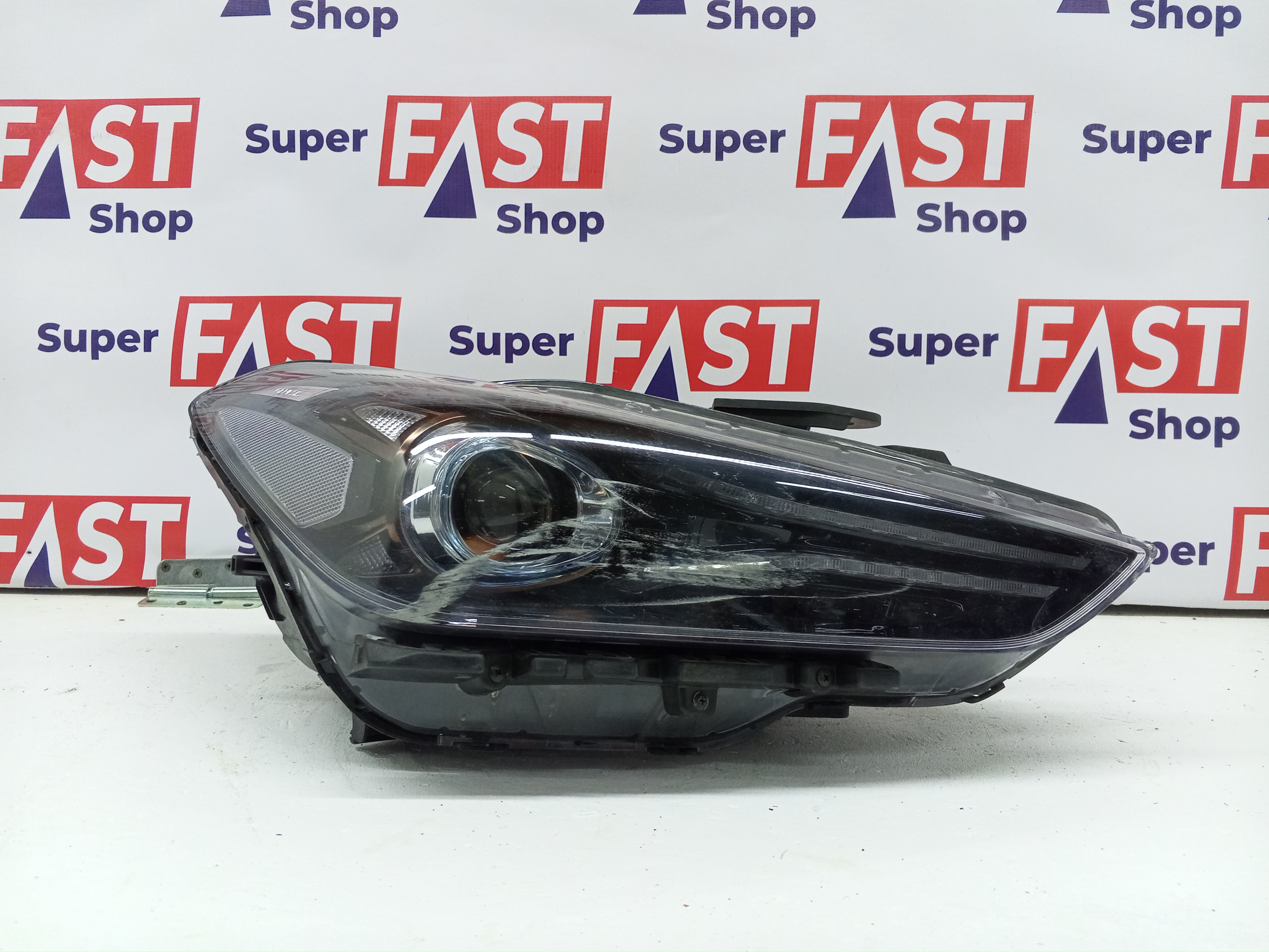 правая фара Genesis G70 2017-2021 Full Led