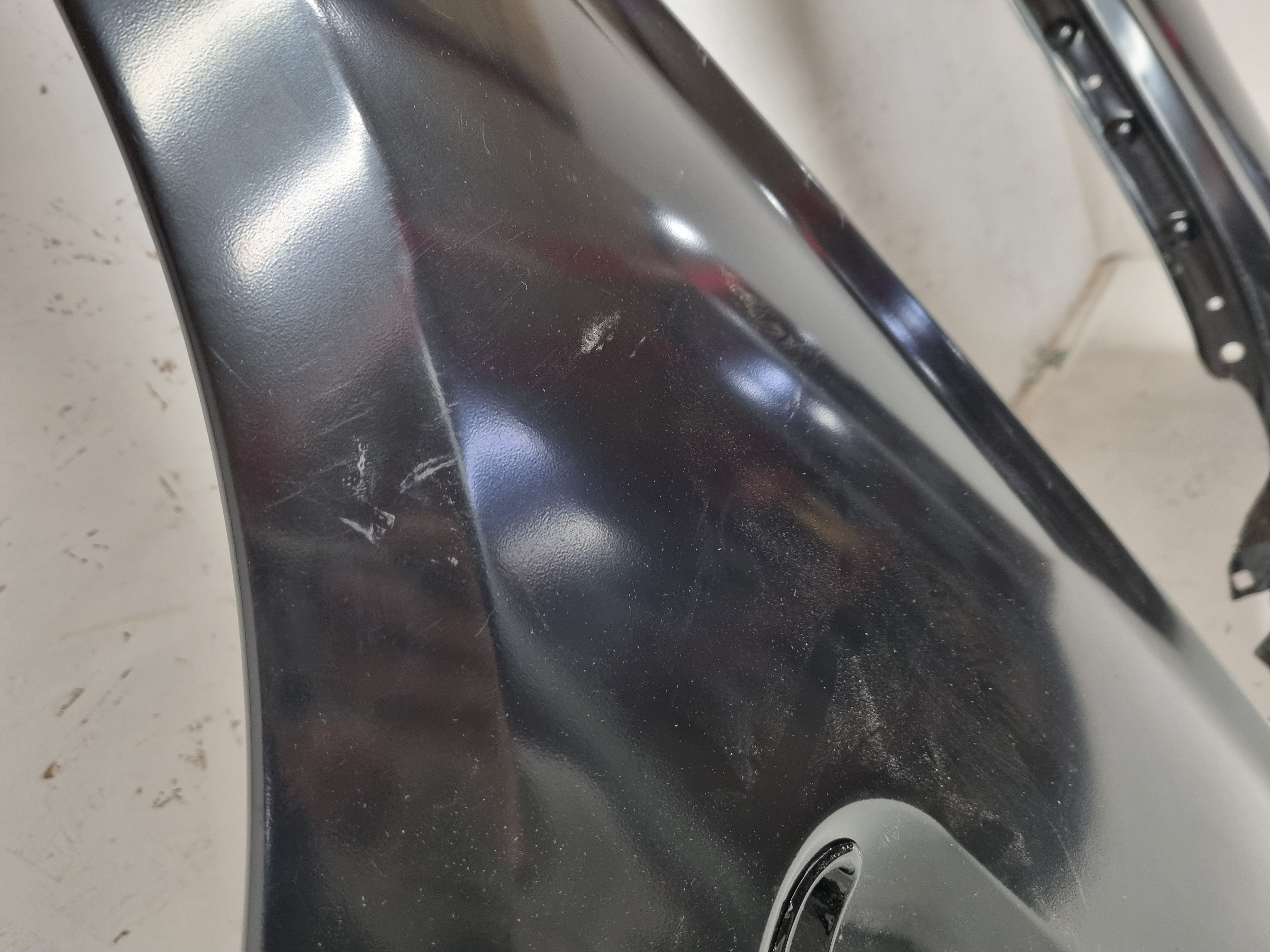 Дефект 2 BMW F30 комплект крыльев M M3 передних для обычной 3