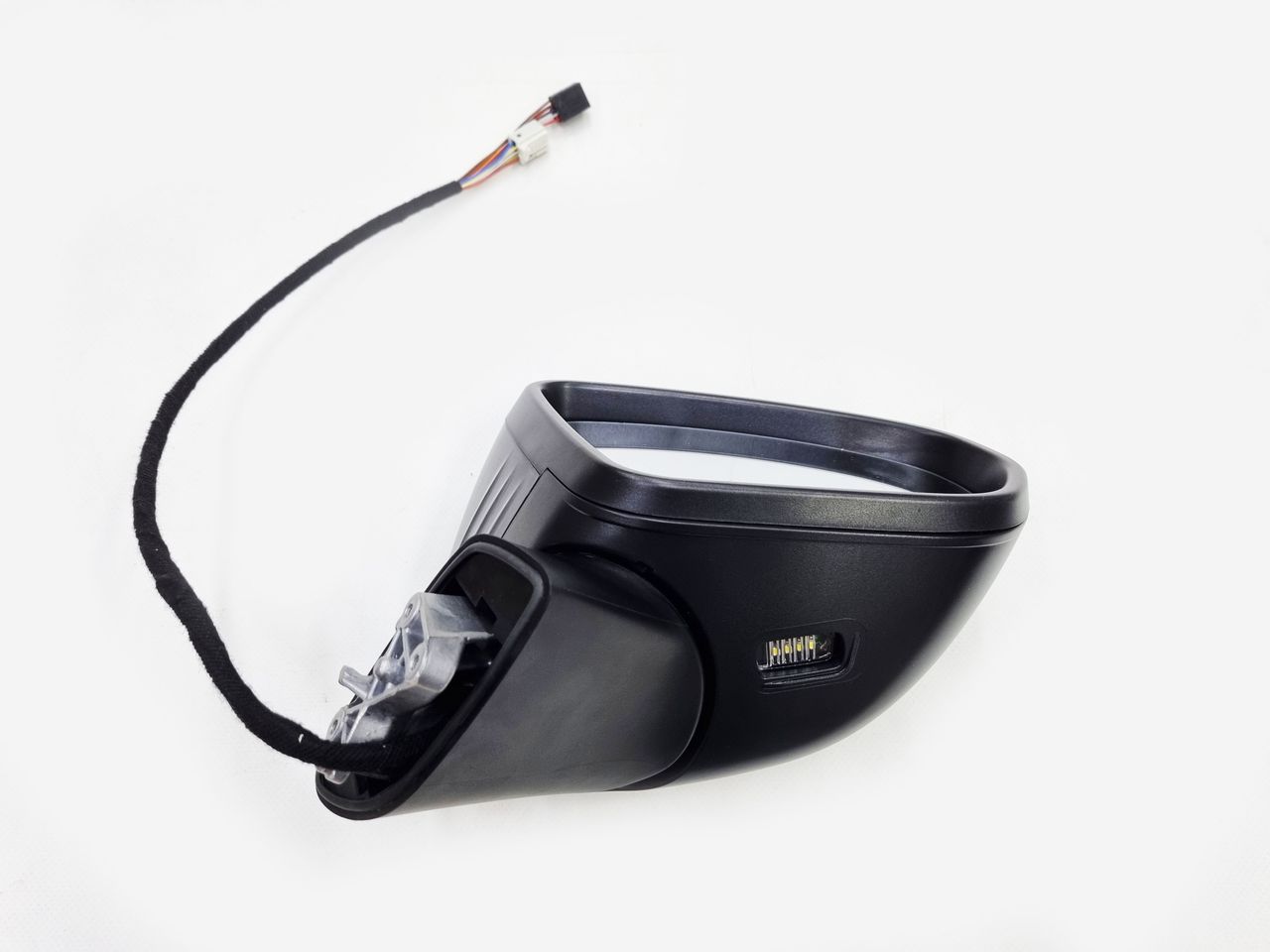 Mercedes CLA C118 дорестайлинг правое зеркало 14 Pin