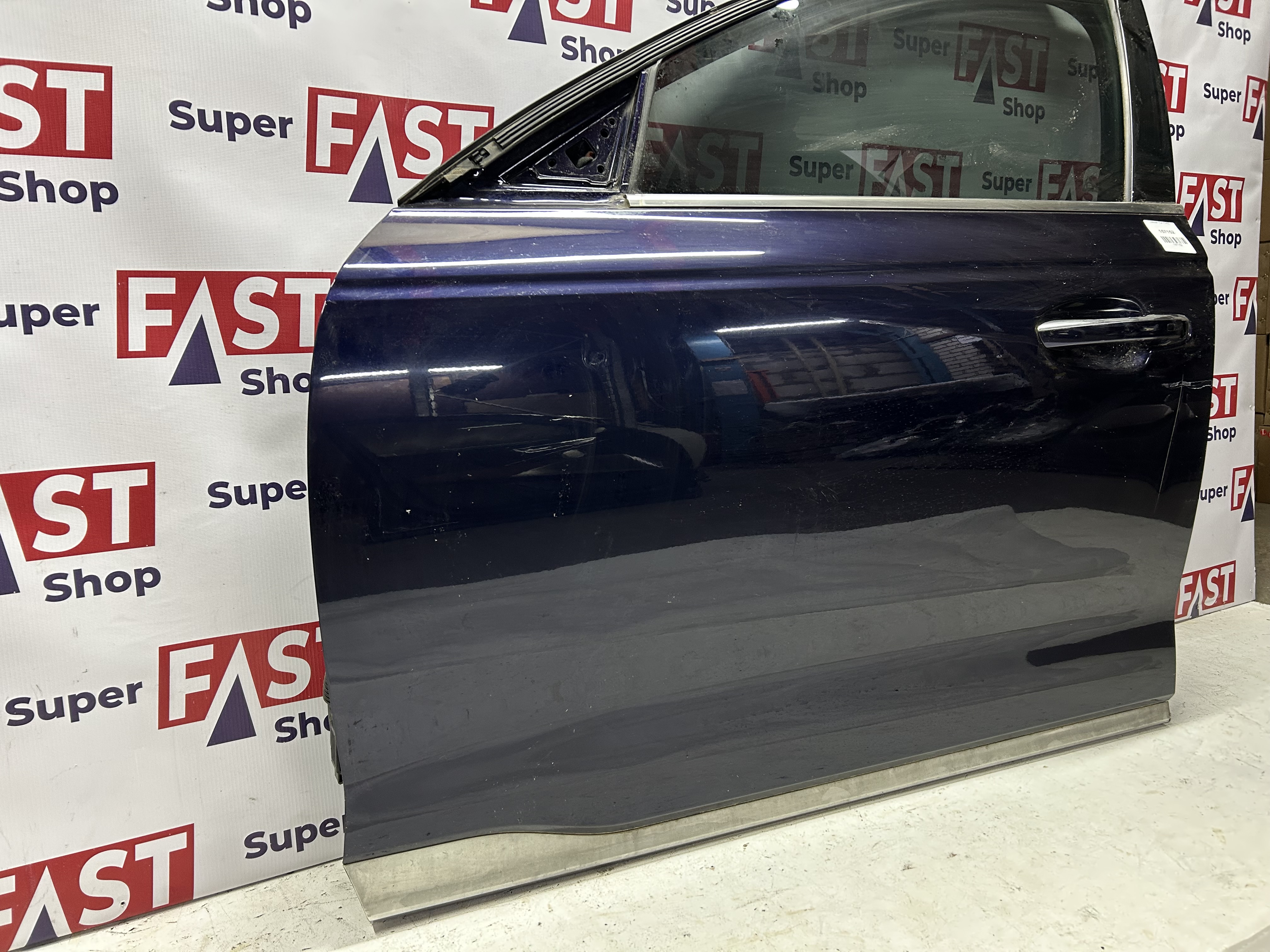 Дверь передняя левая Kia K900