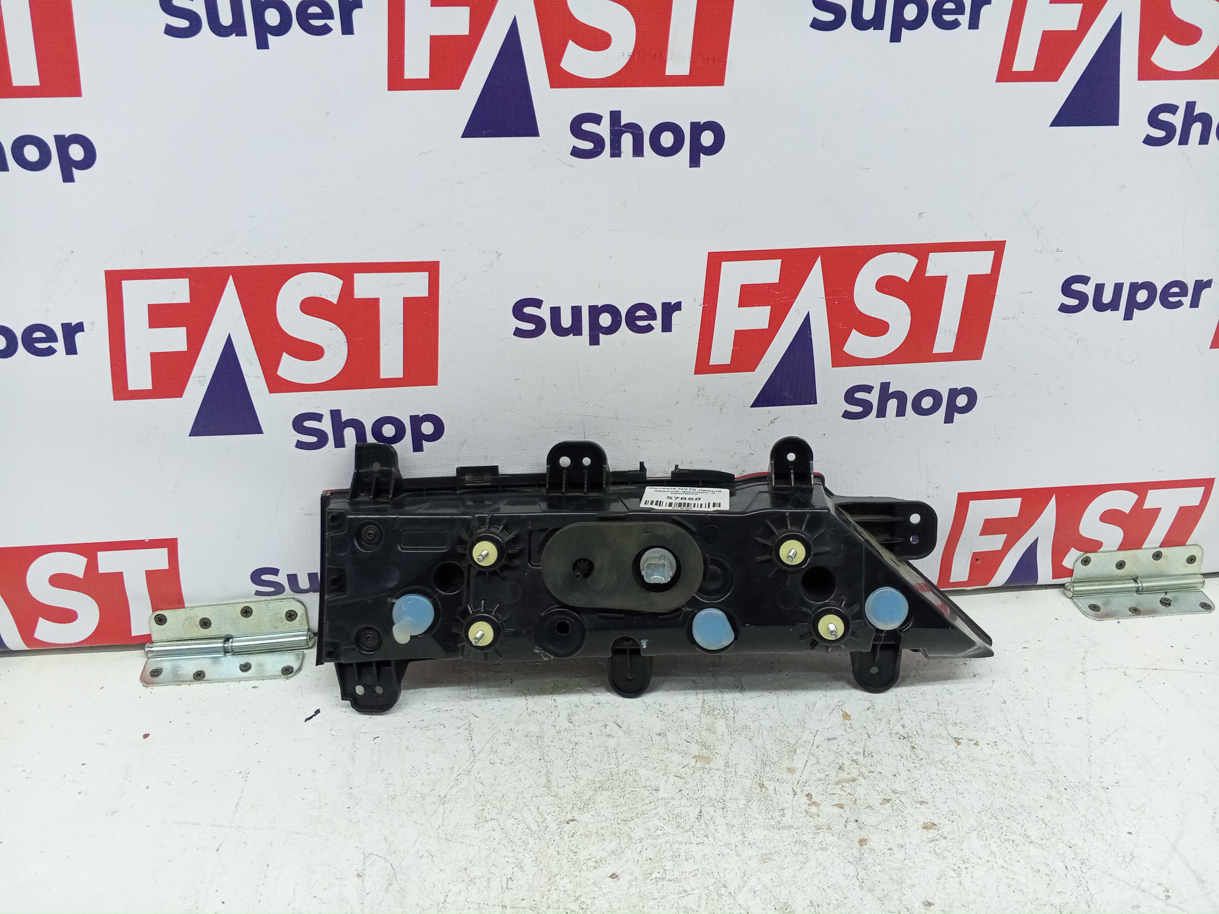 Genesis GV70 левый задний фонарь в крышку