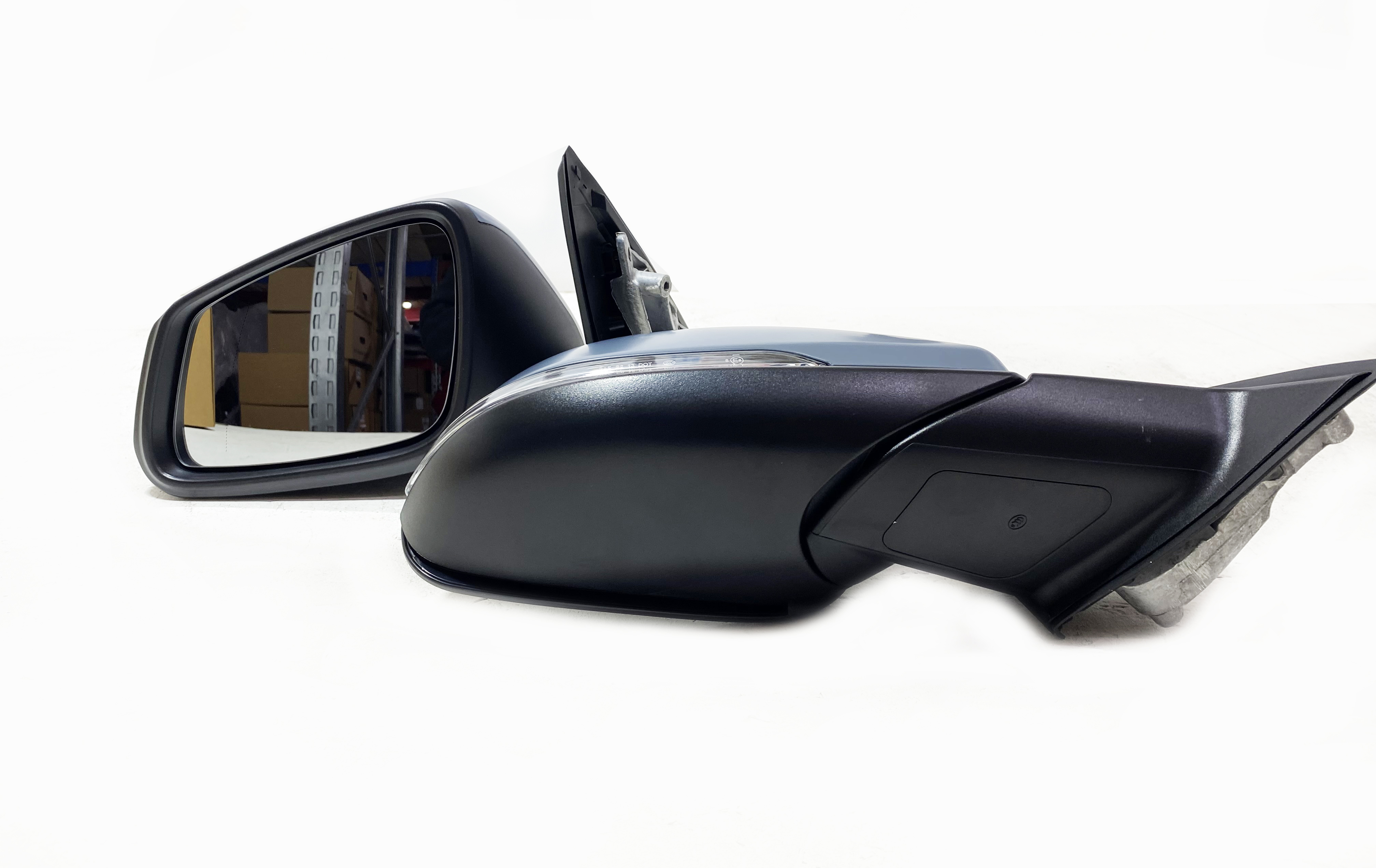 BMW X1 F48 X2 F39  года зеркало левое 5 контактов