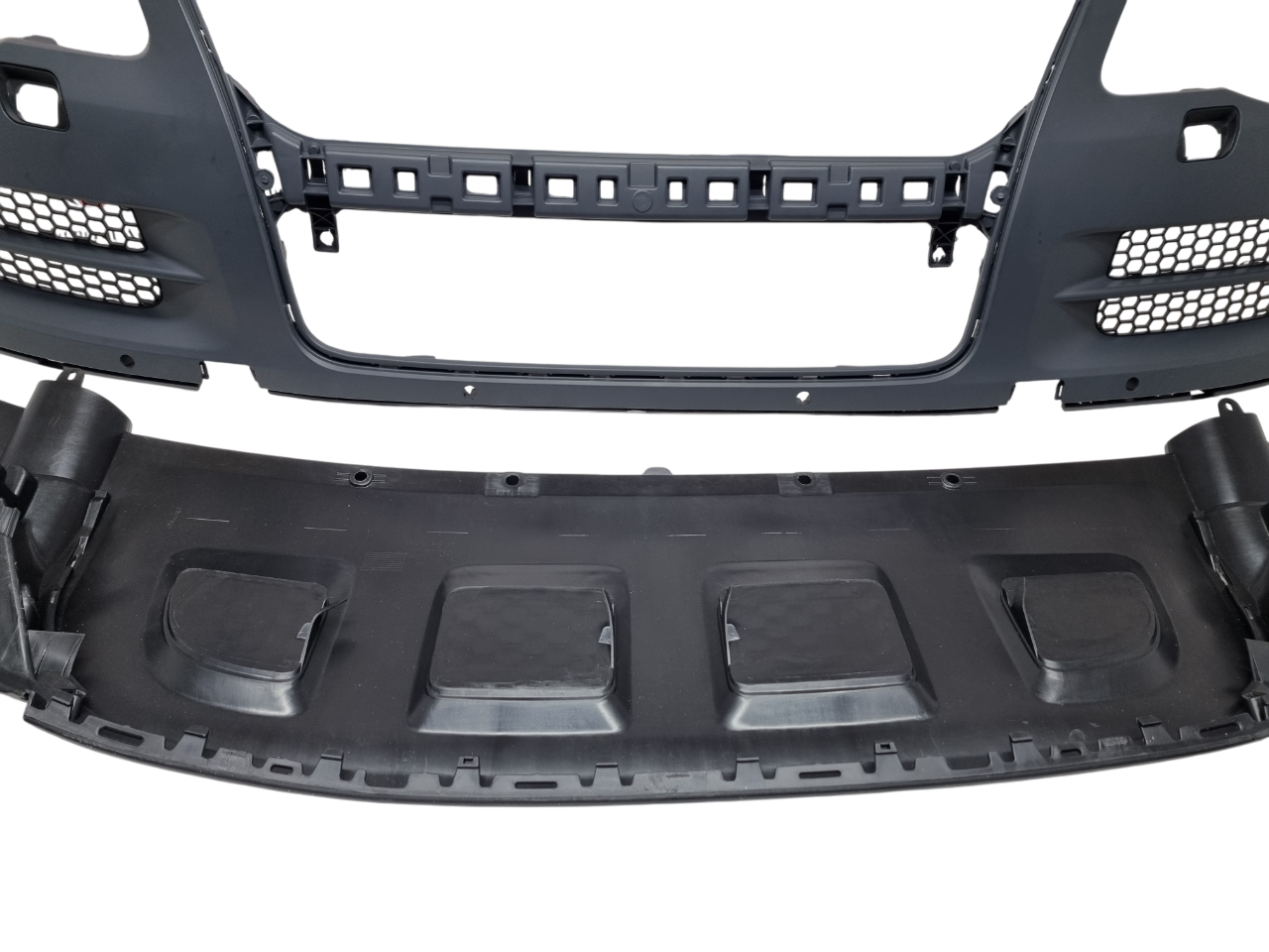 Volkswagen Touareg 2007-2010 рестайлинг передний бампер