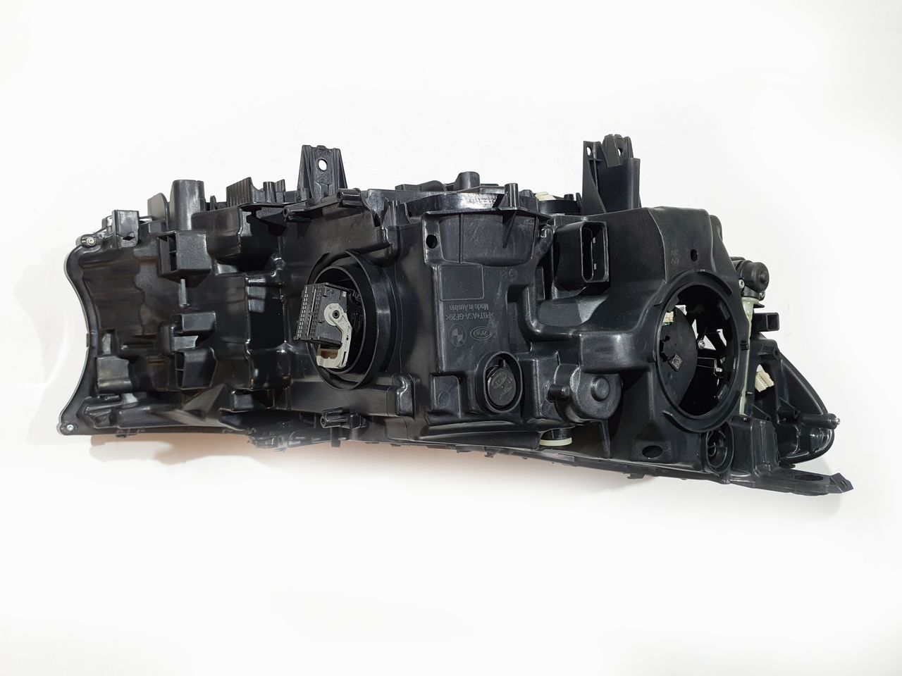 BMW G11 G12 дорестайлинг левая б.у фара LED адаптивная