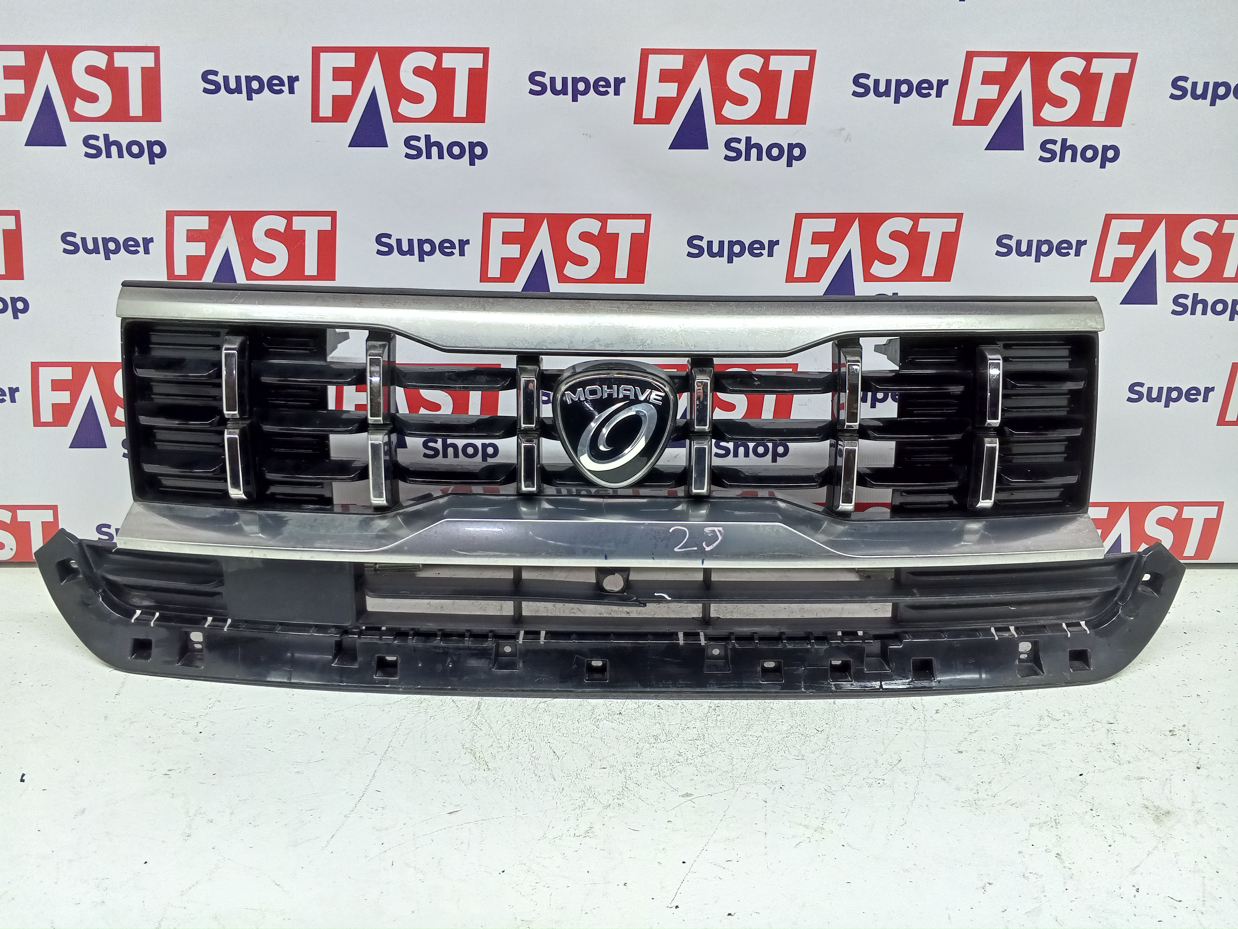 Kia Mohave 2019-2024 решетка радиатора