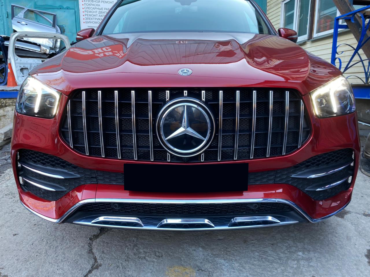 Mercedes GLE V167 AMG решетка GT хром