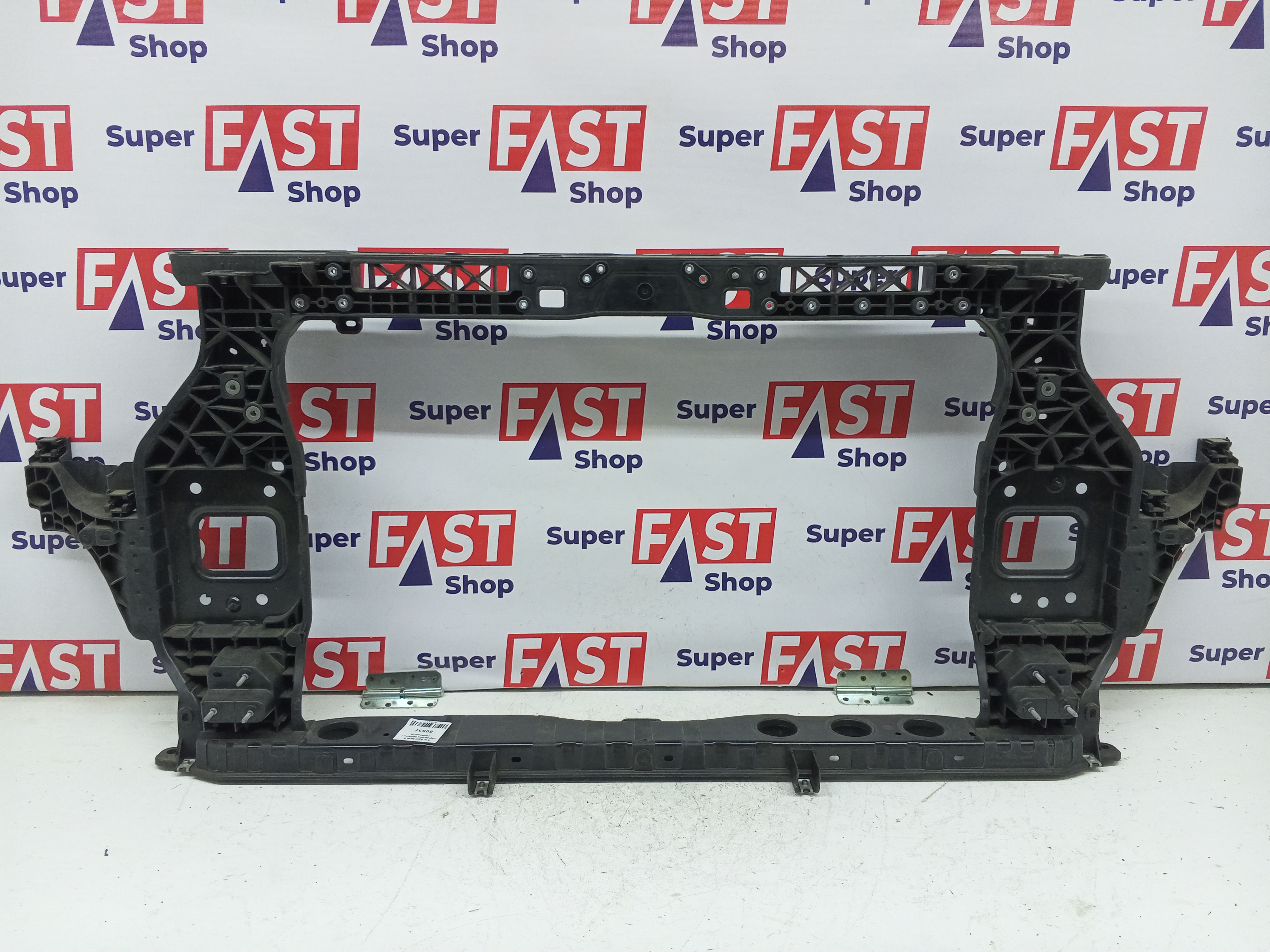 Kia Sportage 5 передняя панель / телевизор