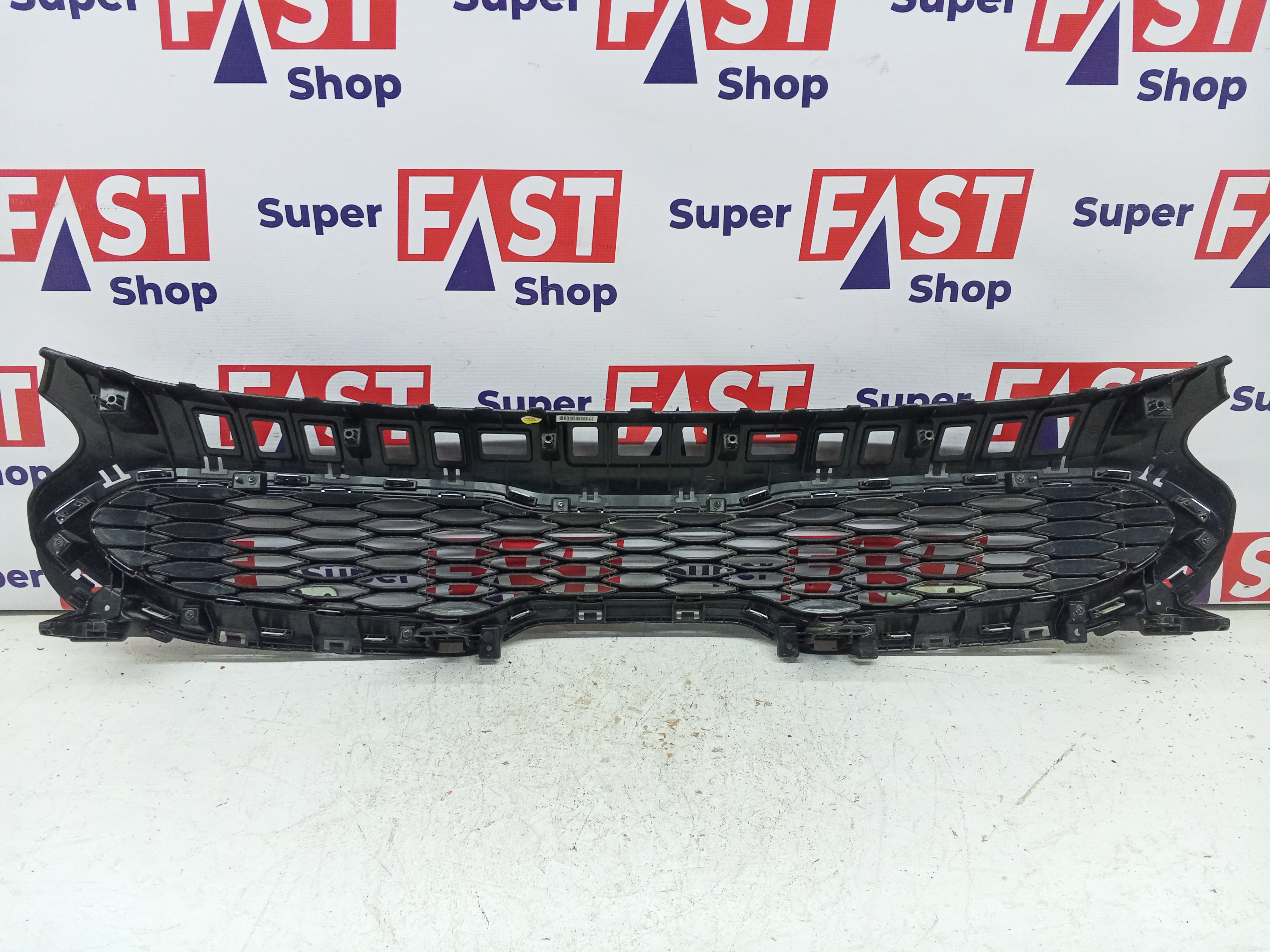 Kia Stinger 2017-2021 решетка радиатора