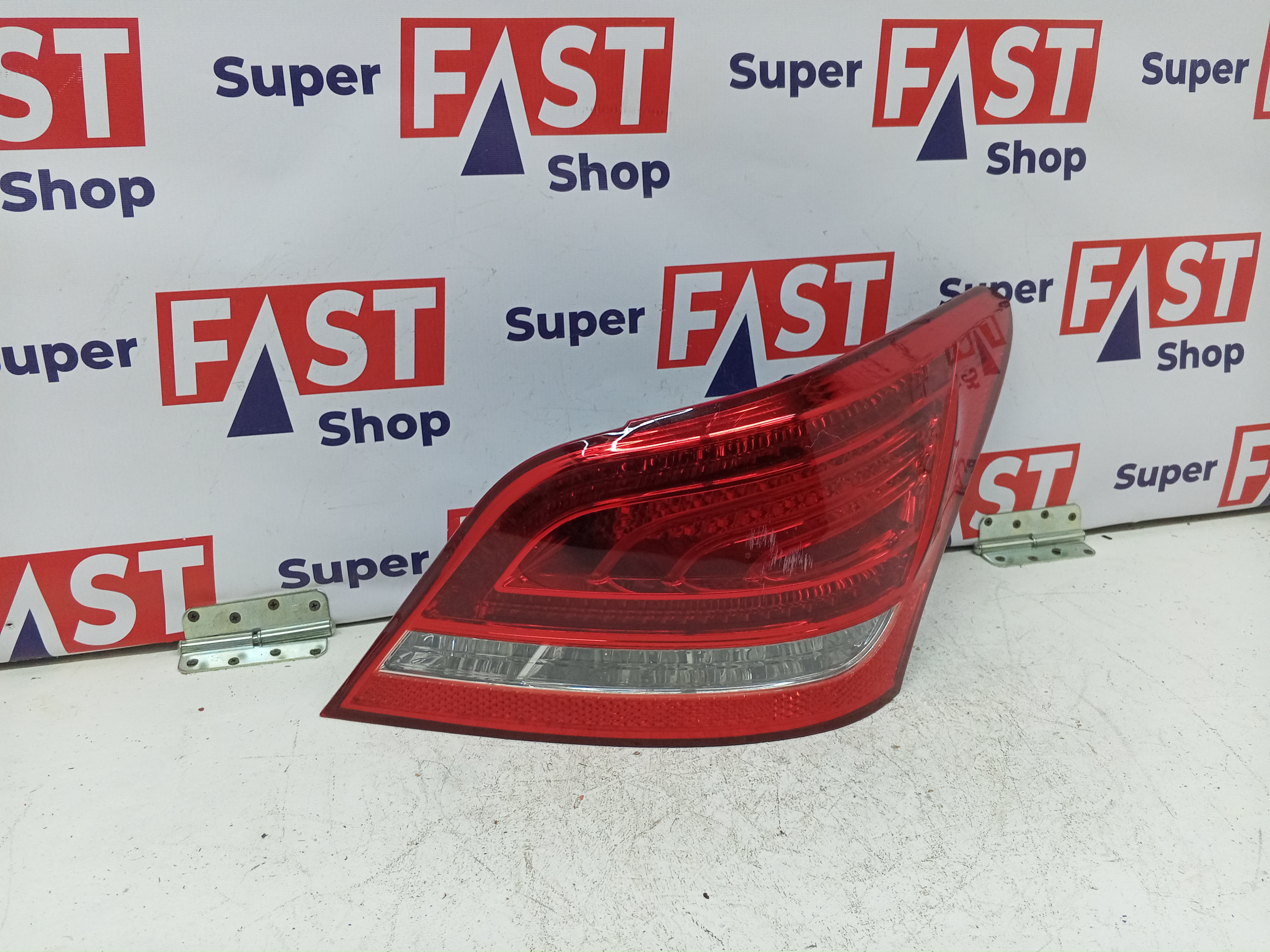 правый задний фонарь Hyundai Equus дорест LED