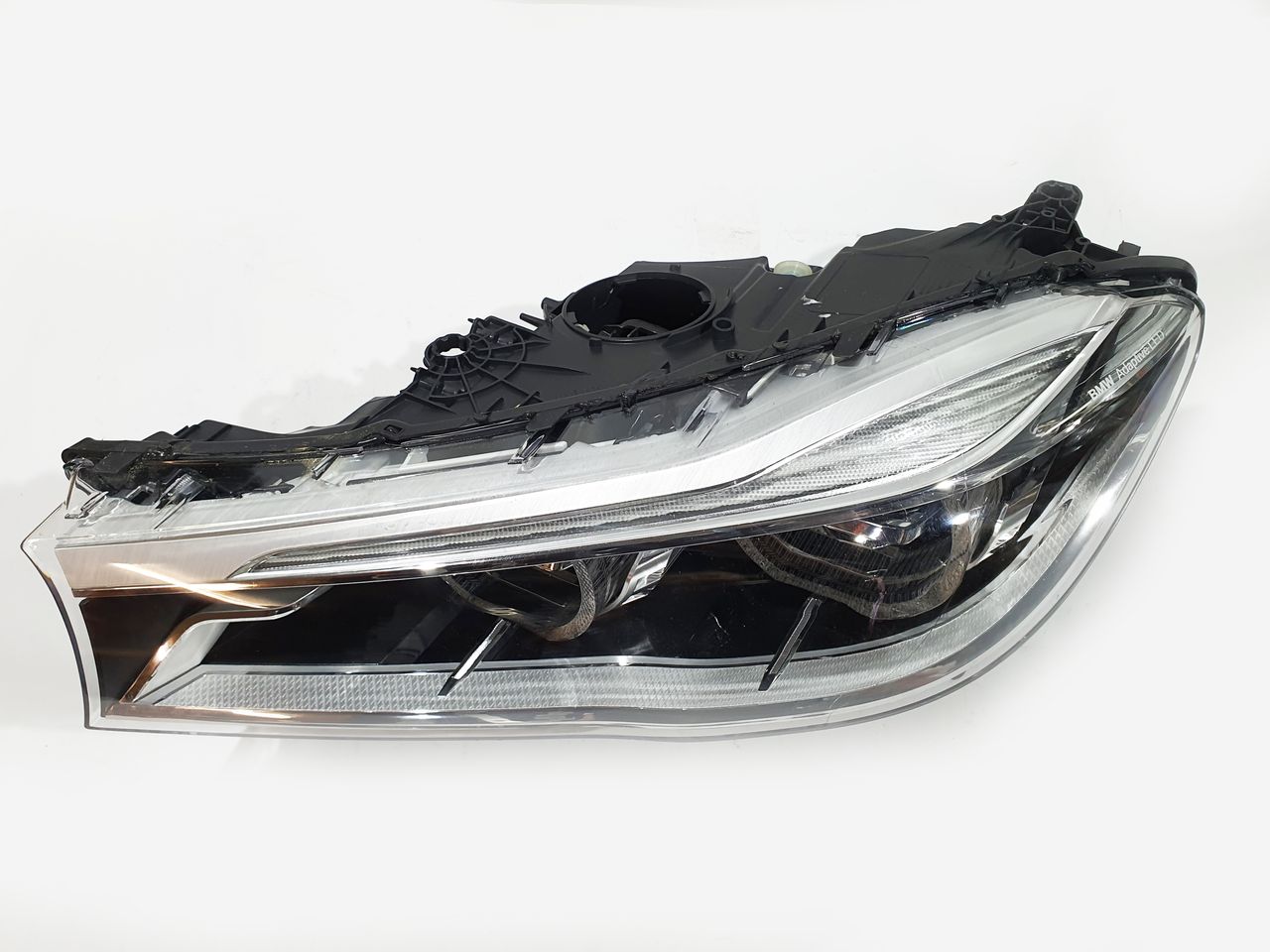 BMW G11 G12 дорестайлинг левая б.у фара LED адаптивная