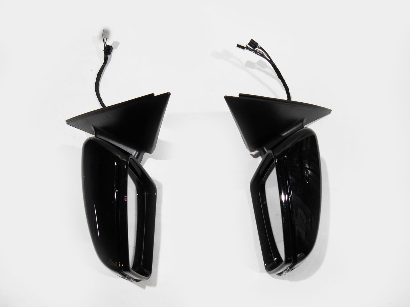 Mercedes W204 дорестайлинг левое зеркало черное