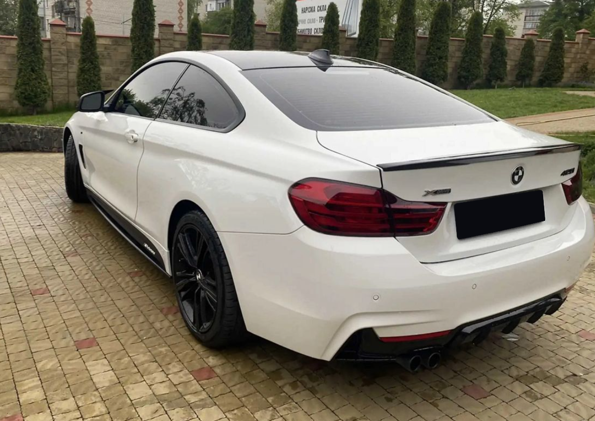 BMW F32 лезвия пороги M Performance черный глянец