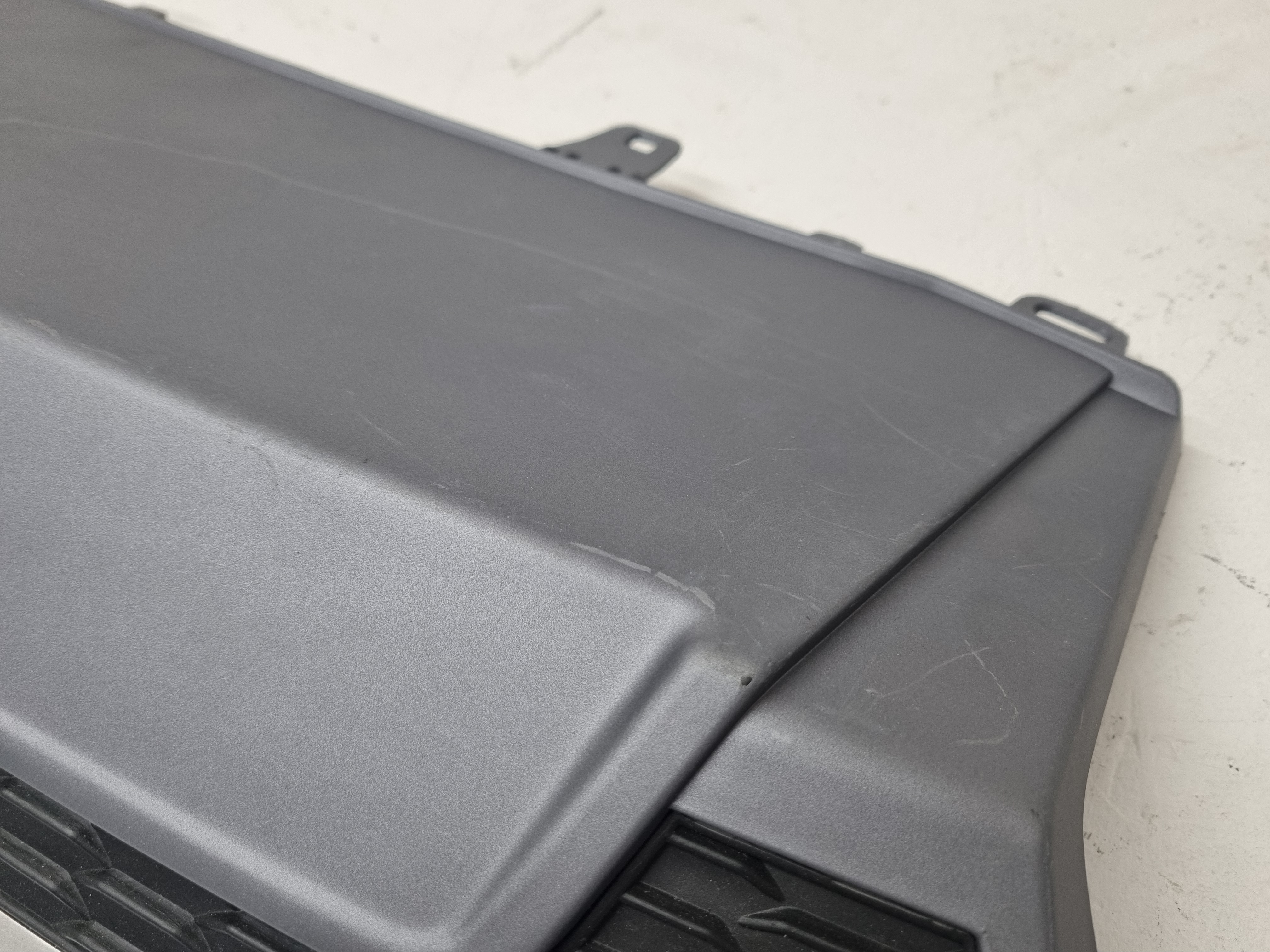 Дефект 7 Audi A7 4G рестайлинг диффузор S7 в обычный бампер