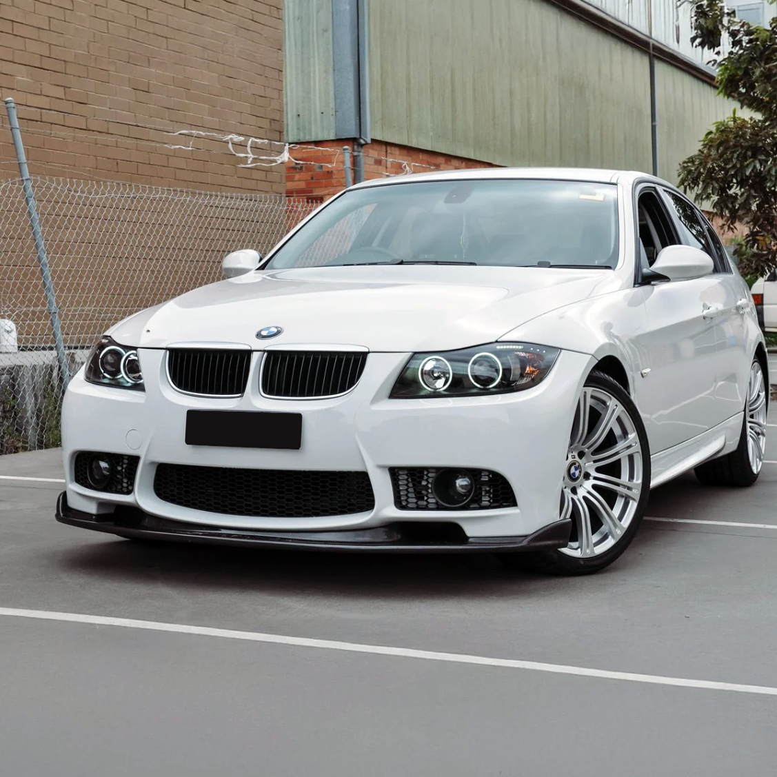 BMW E90 дорестайлинг бампер М3 look передний