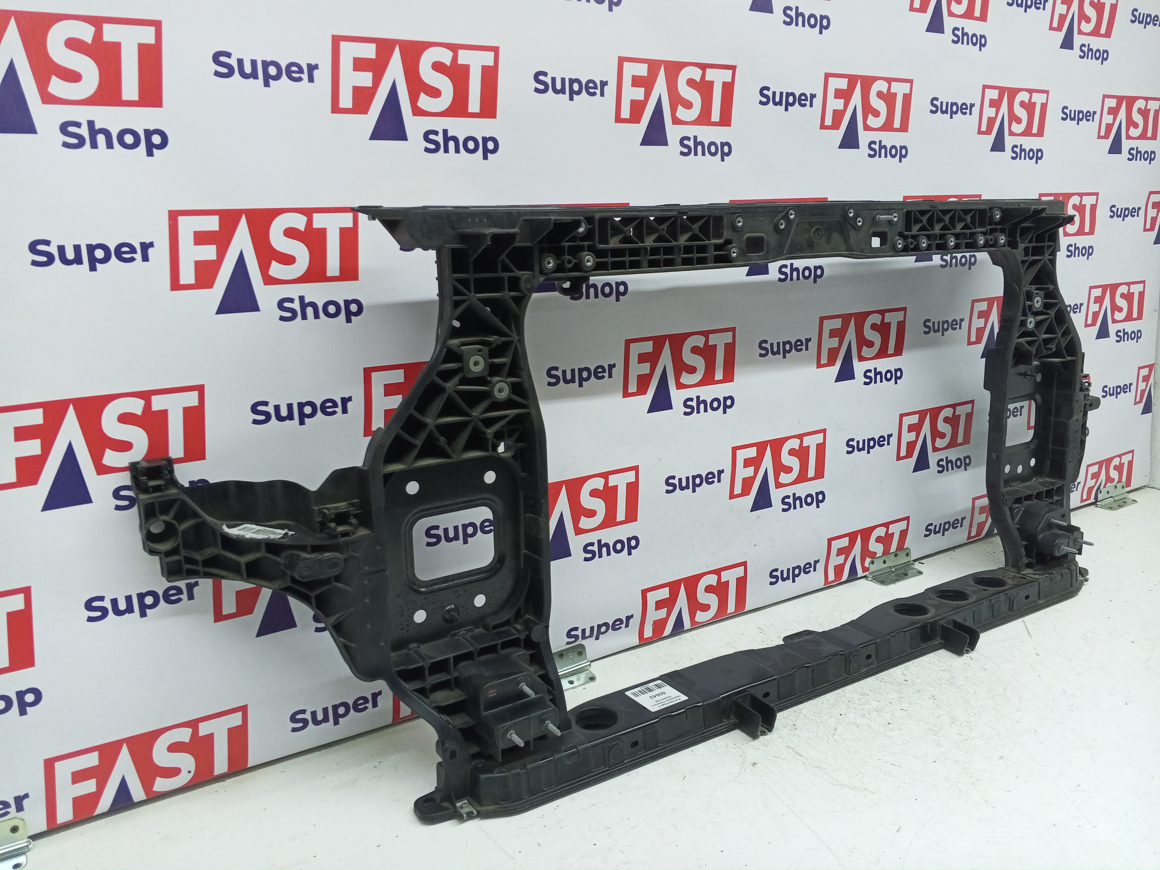 Kia Sportage 5 передняя панель / телевизор